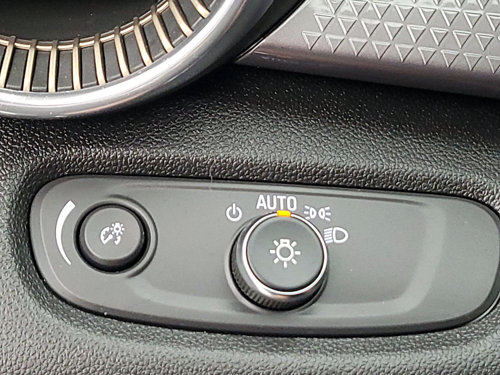 Thumbnail: 2025 Chevrolet Trax - 13