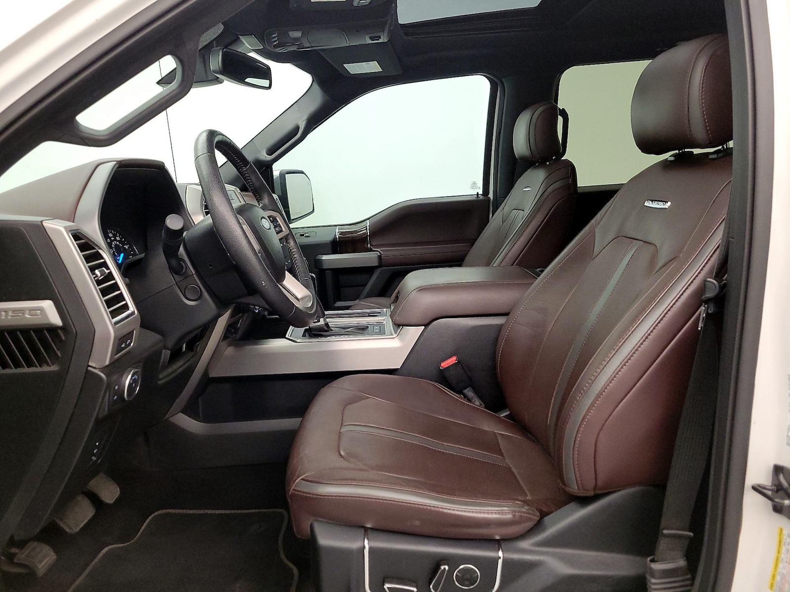 2016 Ford F-150 Platinum - Photo 12