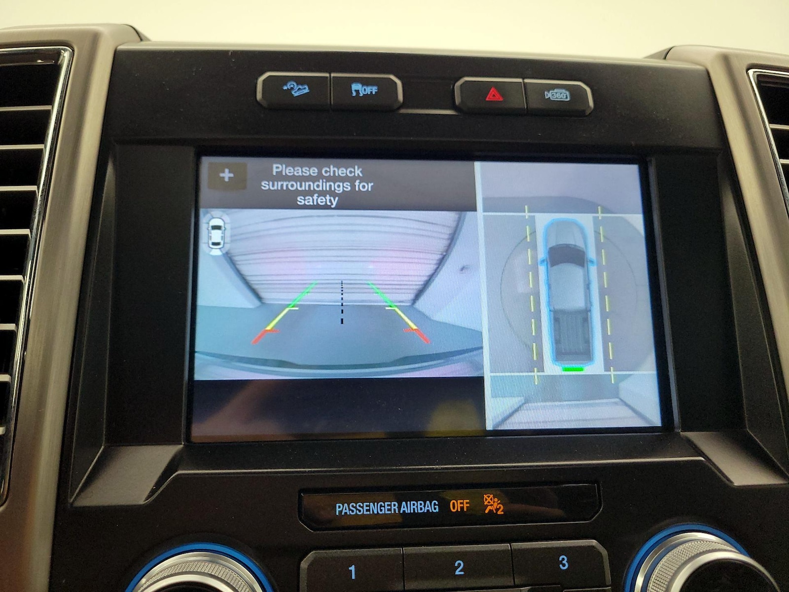 2016 Ford F-150 Platinum - Photo 16