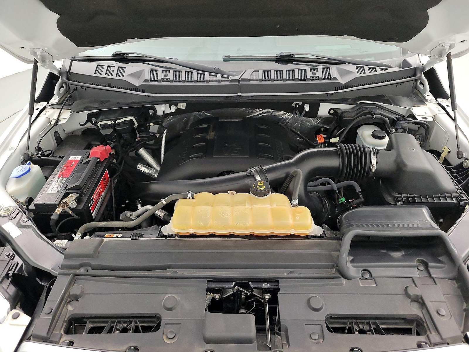 2016 Ford F-150 Platinum - Photo 24