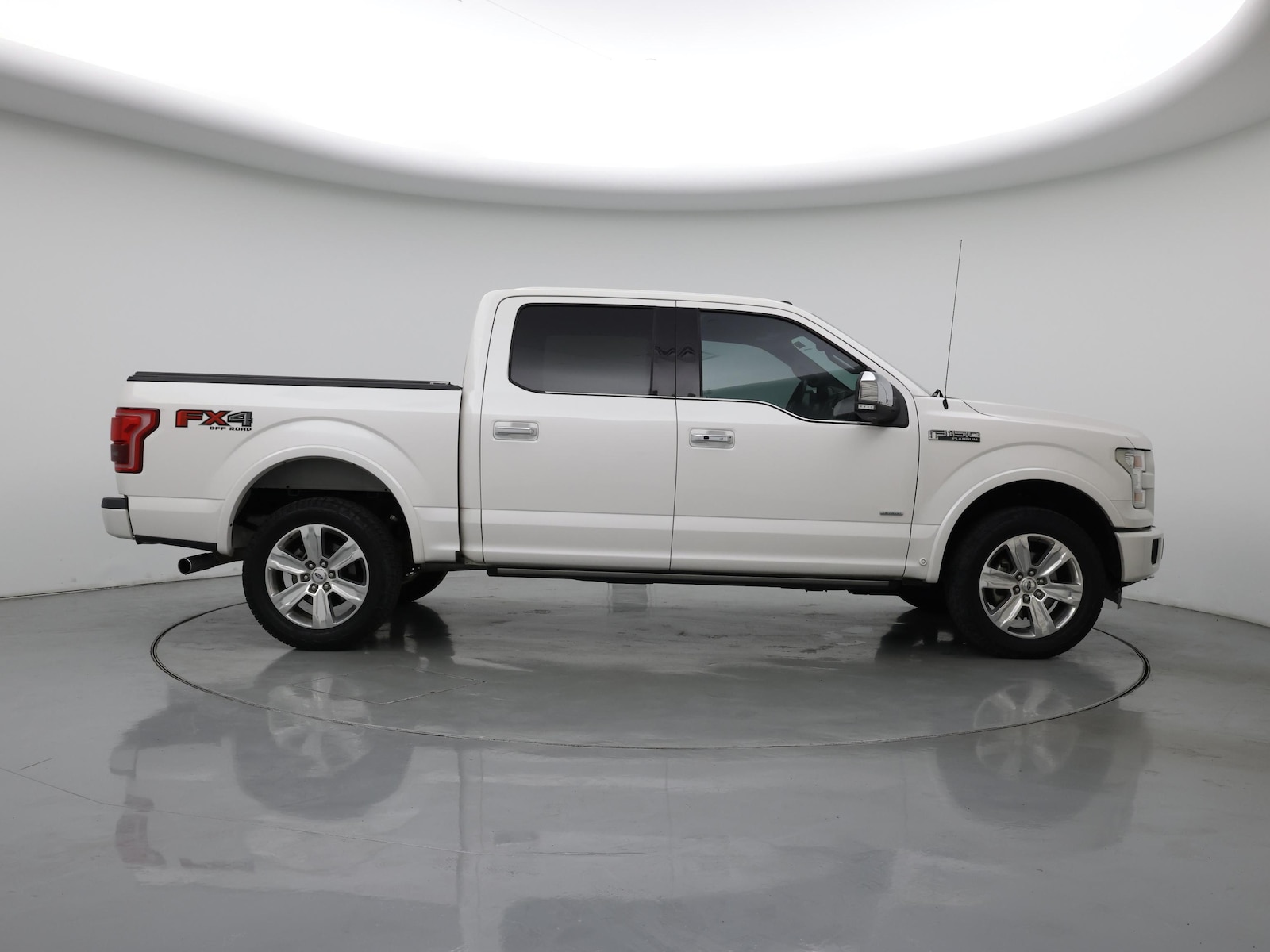 2016 Ford F-150 Platinum - Photo 8