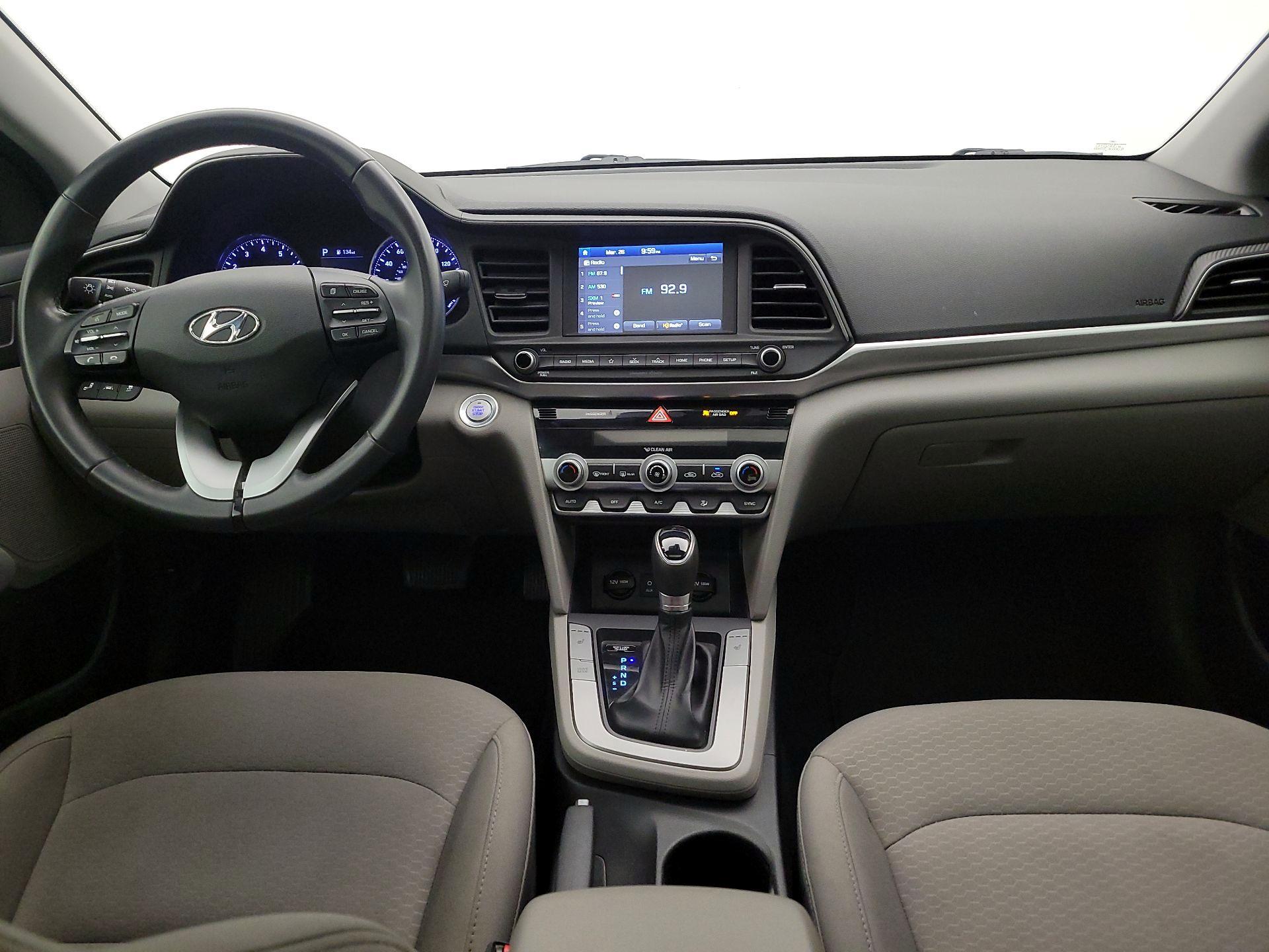 Thumbnail: 2019 Hyundai Elantra - 9