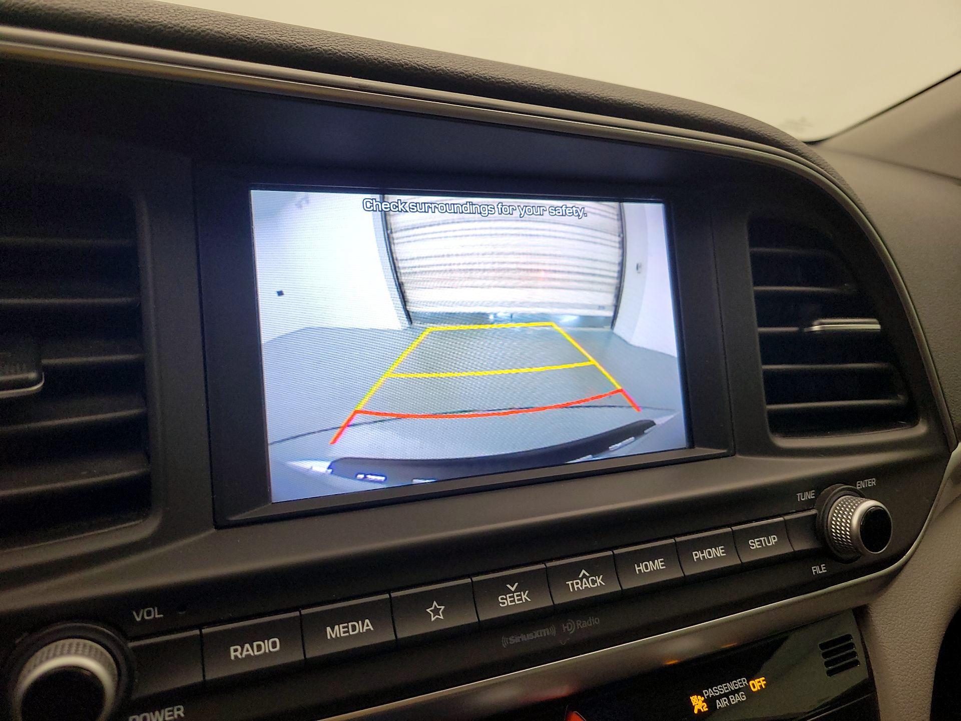 Thumbnail: 2019 Hyundai Elantra - 14