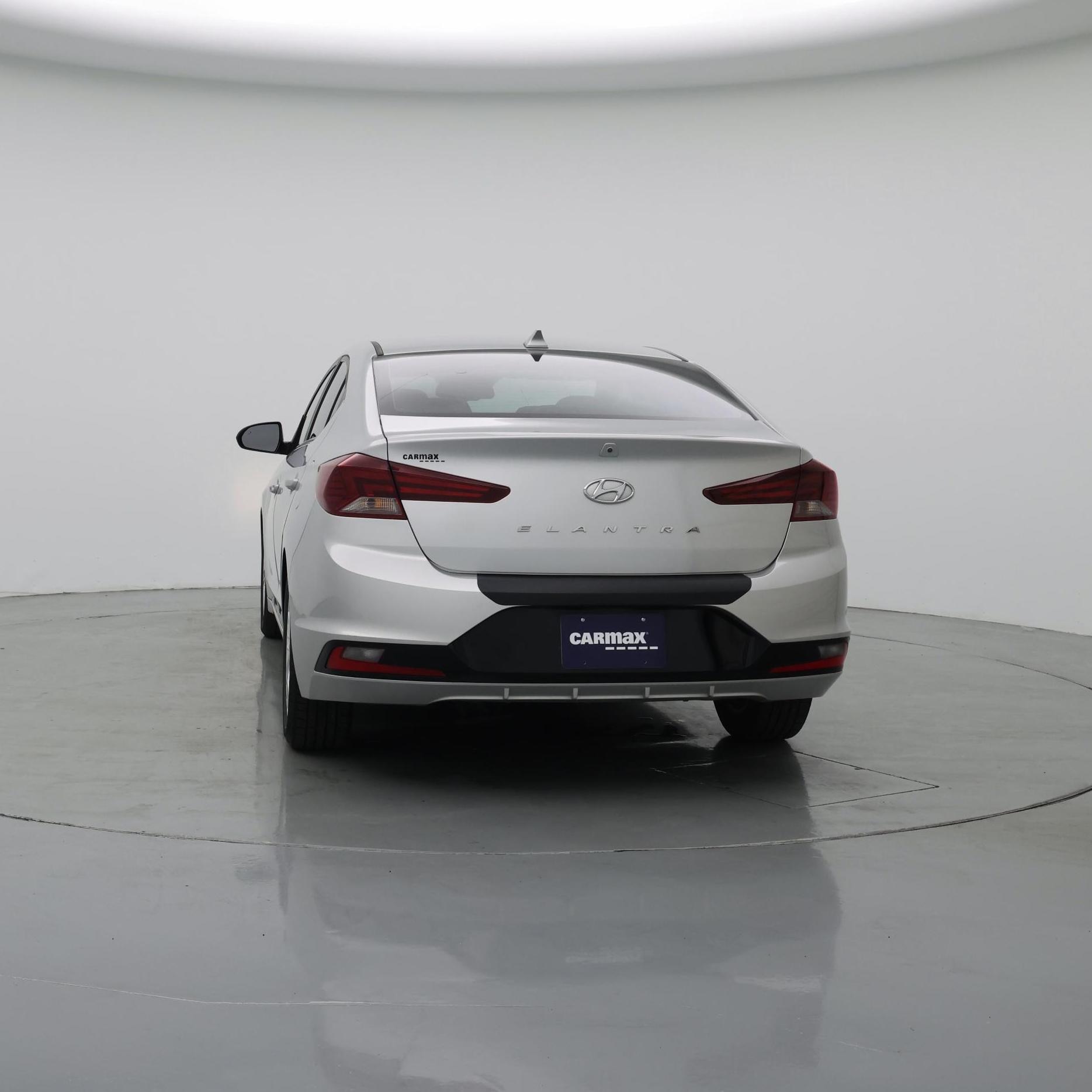 Thumbnail: 2019 Hyundai Elantra - 6