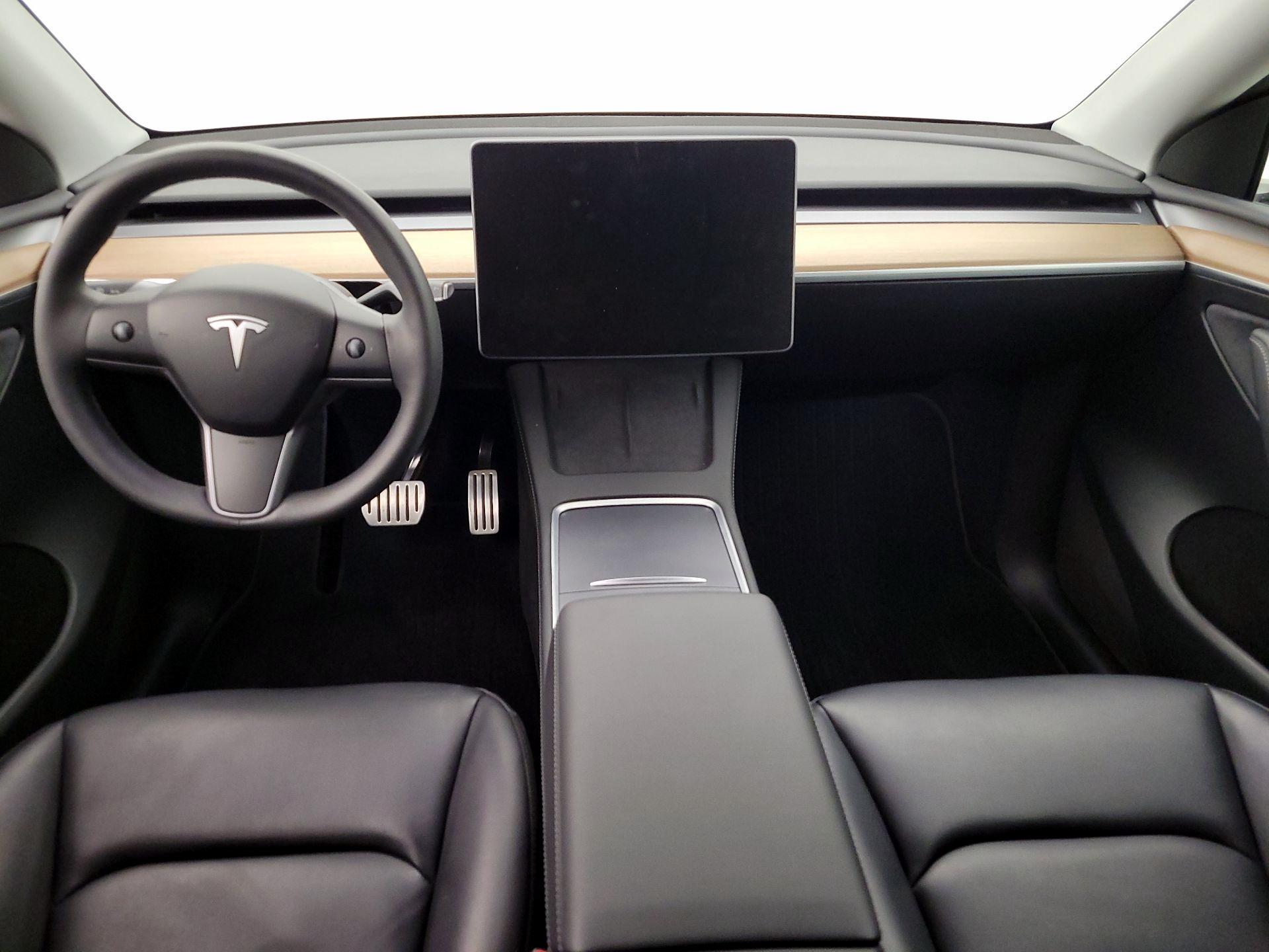 Thumbnail: 2023 Tesla Model Y - 9