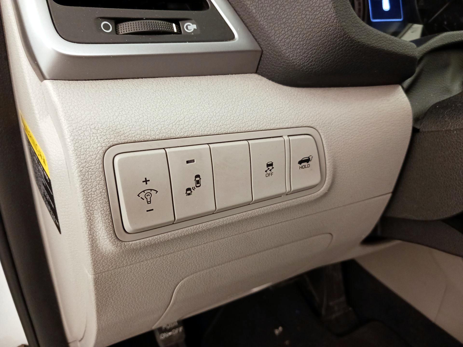 Thumbnail: 2017 Hyundai Tucson - 13