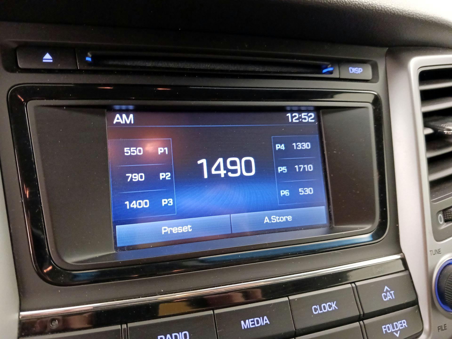 Thumbnail: 2017 Hyundai Tucson - 15