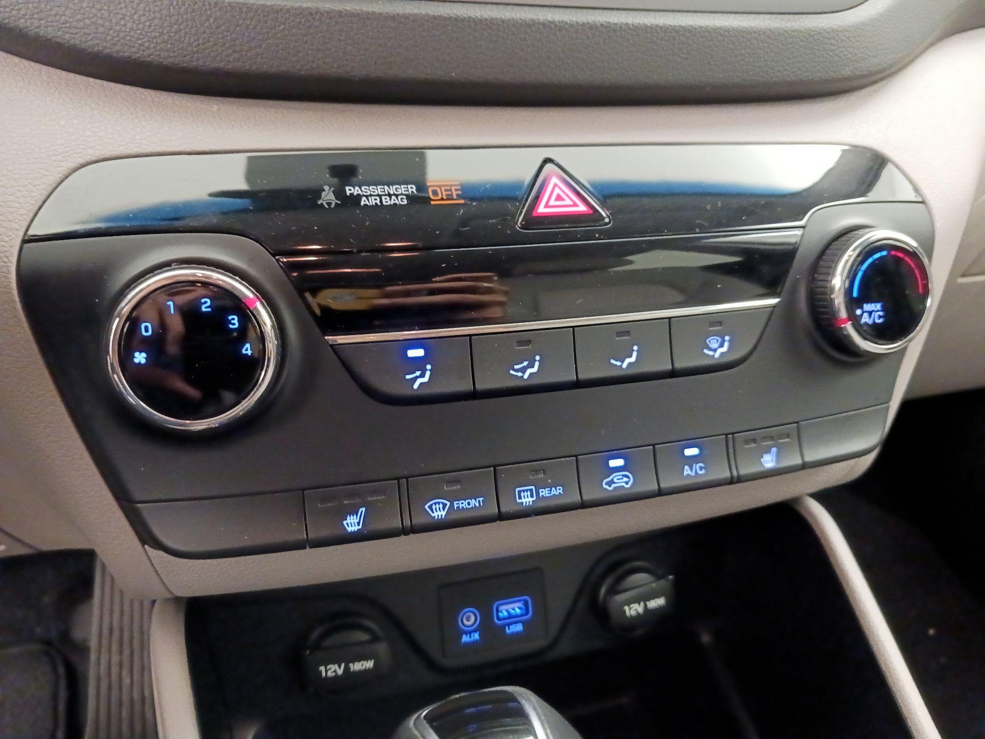 Thumbnail: 2017 Hyundai Tucson - 16