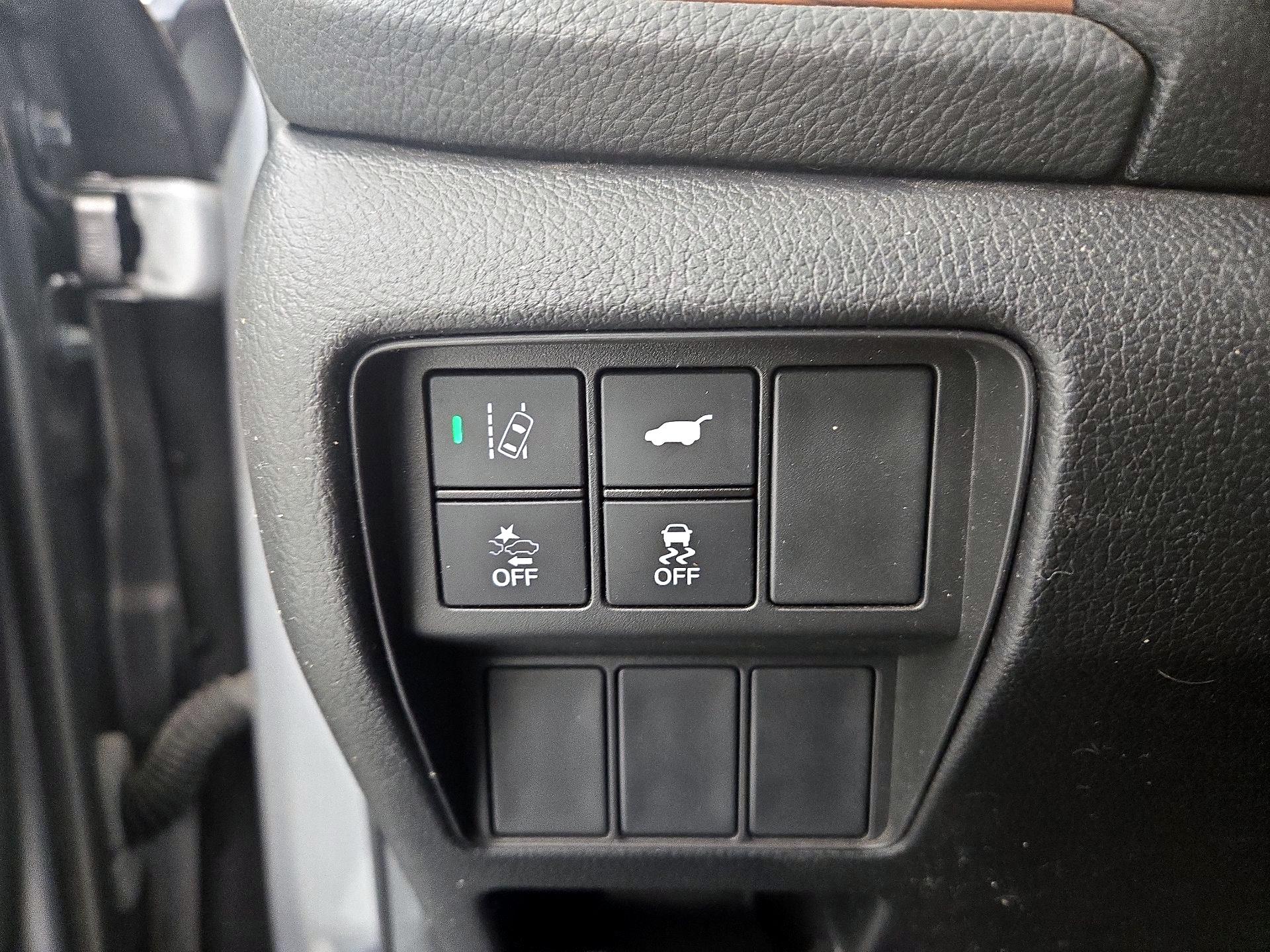 Thumbnail: 2017 Honda CR-V - 13