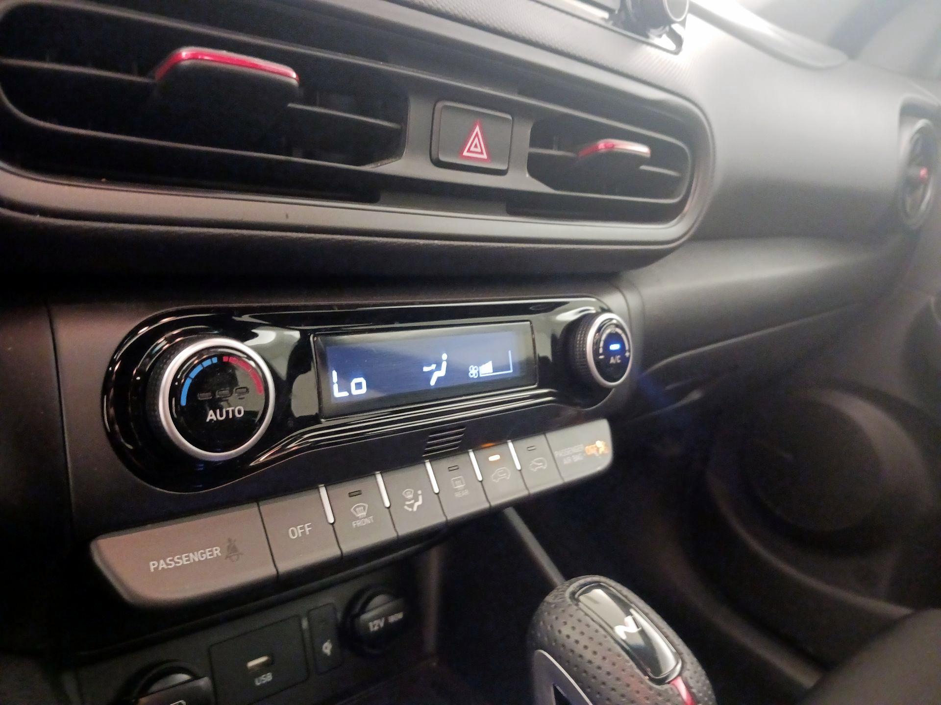 Thumbnail: 2022 Hyundai Kona - 17