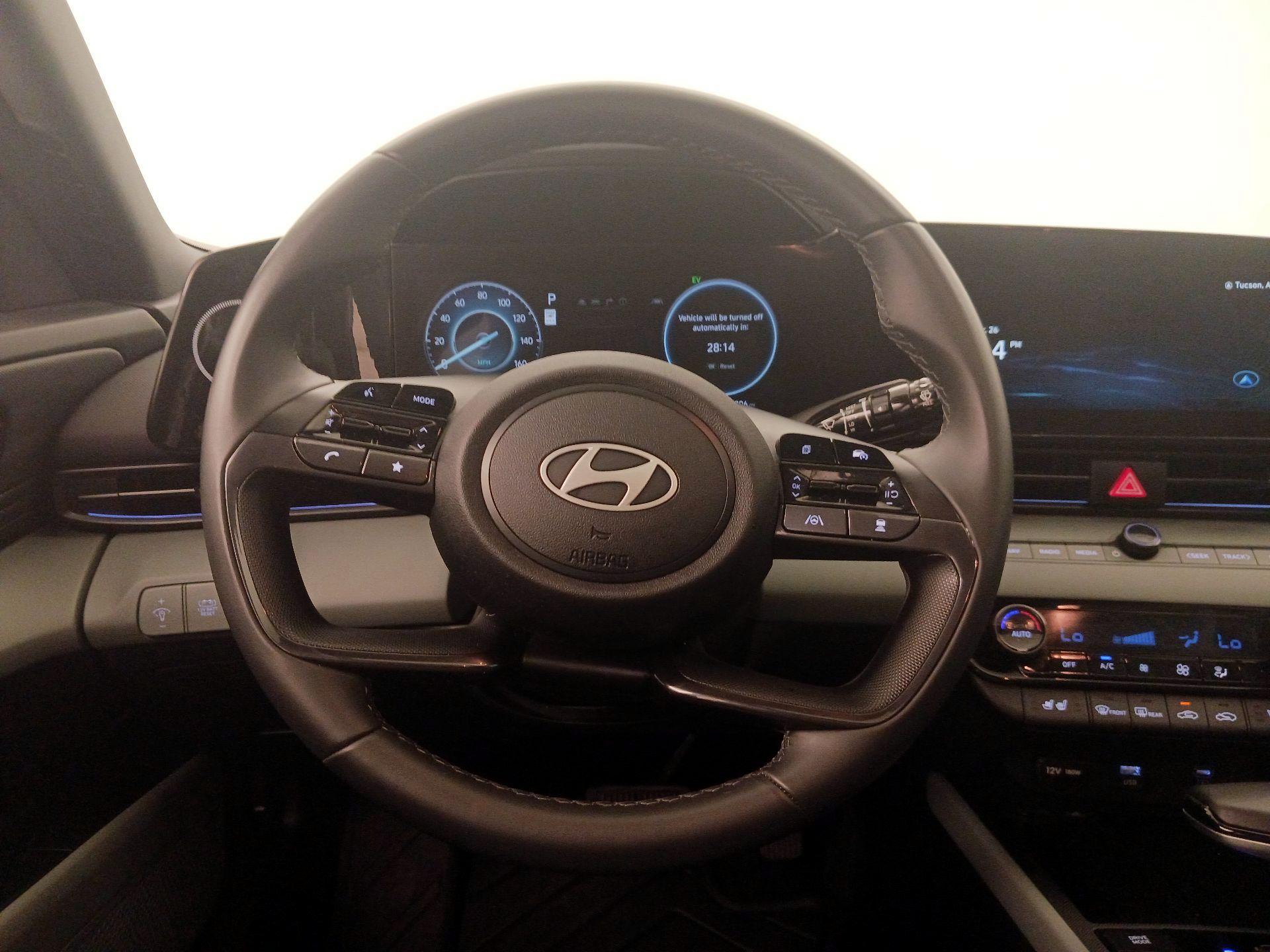 Thumbnail: 2025 Hyundai Elantra - 10