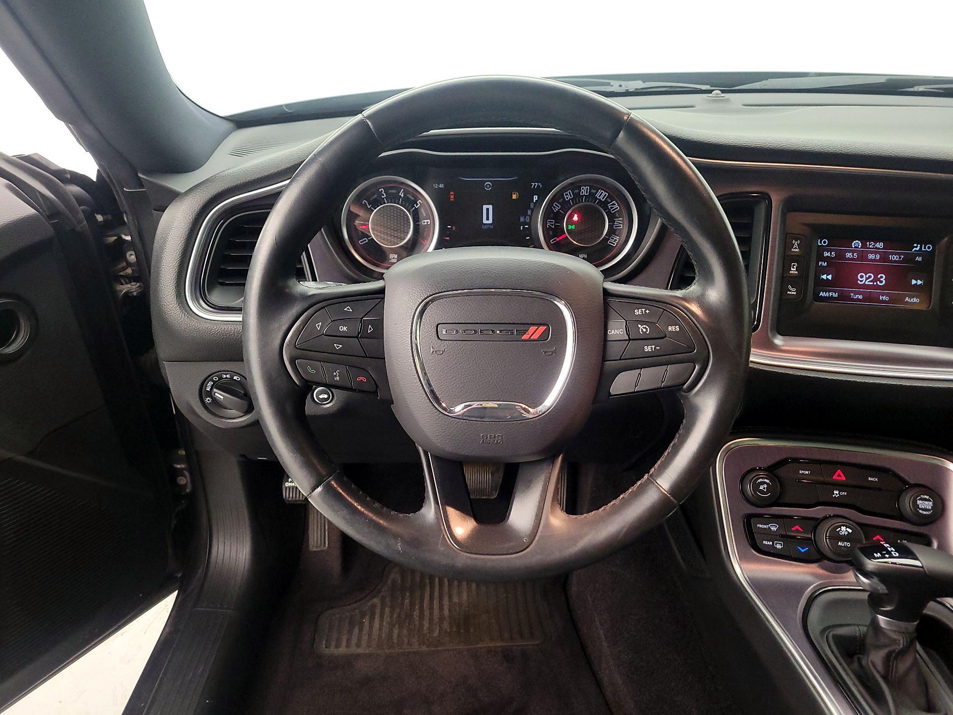 Thumbnail: 2016 Dodge Challenger - 10