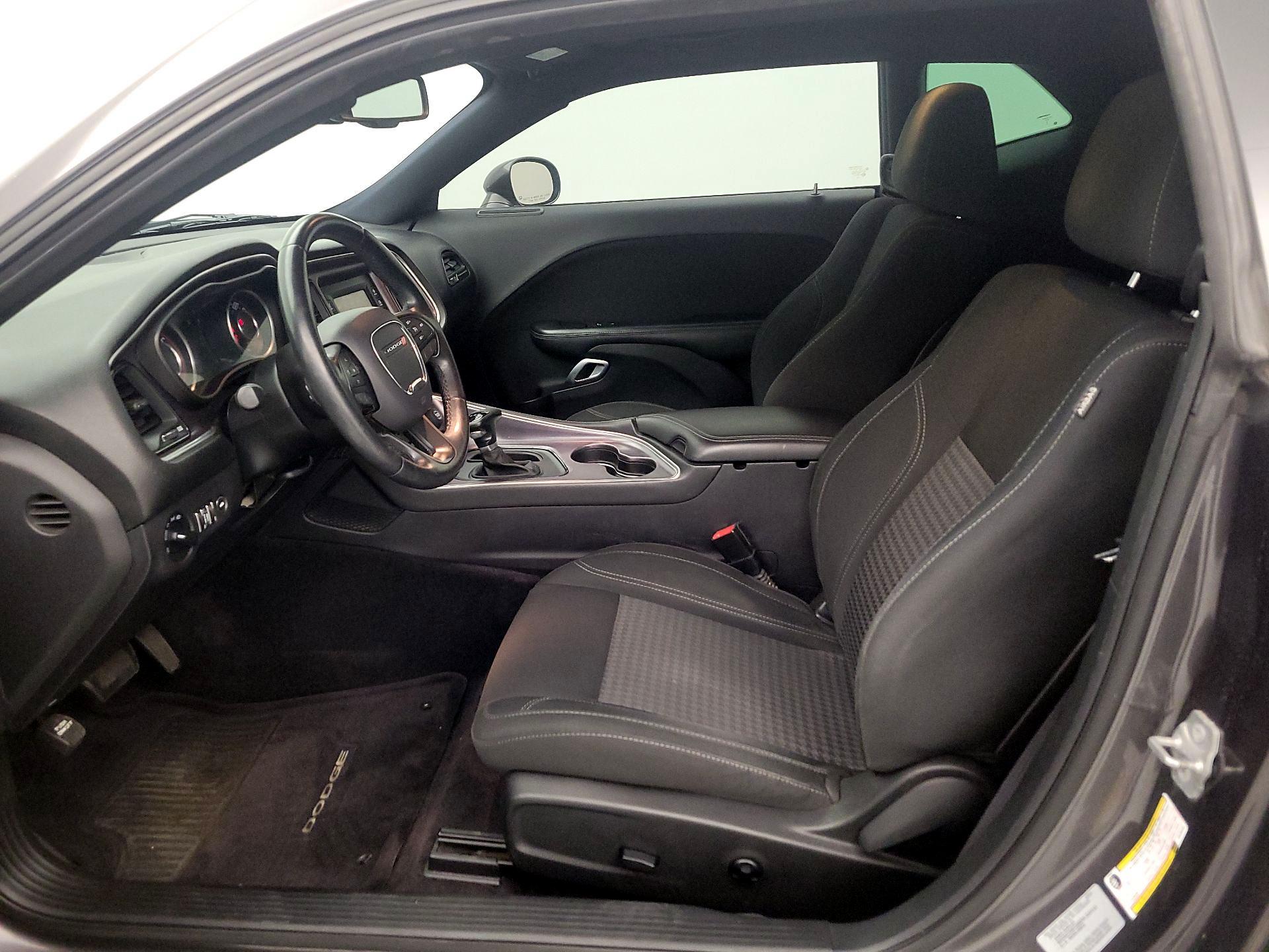 Thumbnail: 2016 Dodge Challenger - 11