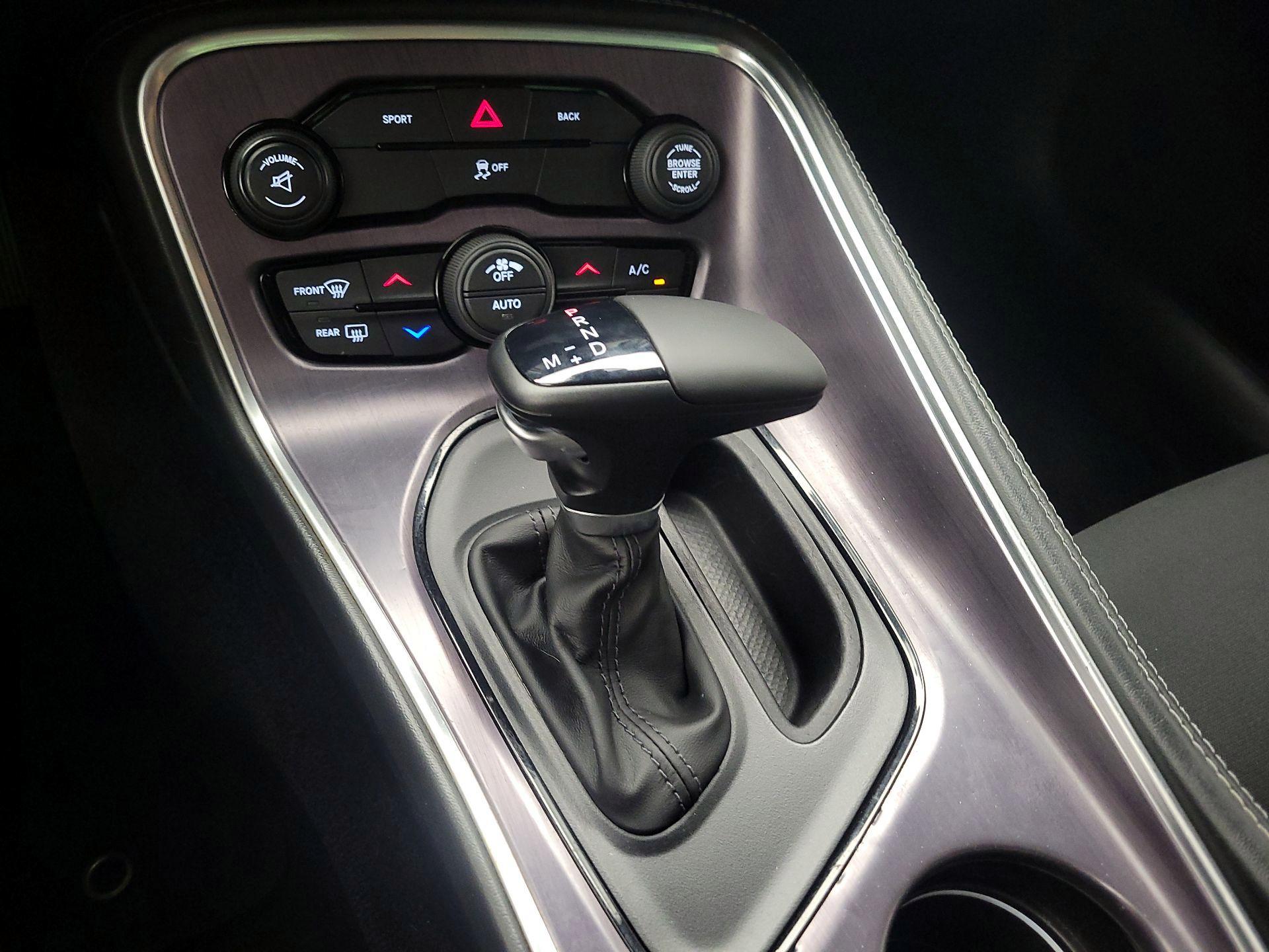 Thumbnail: 2016 Dodge Challenger - 16