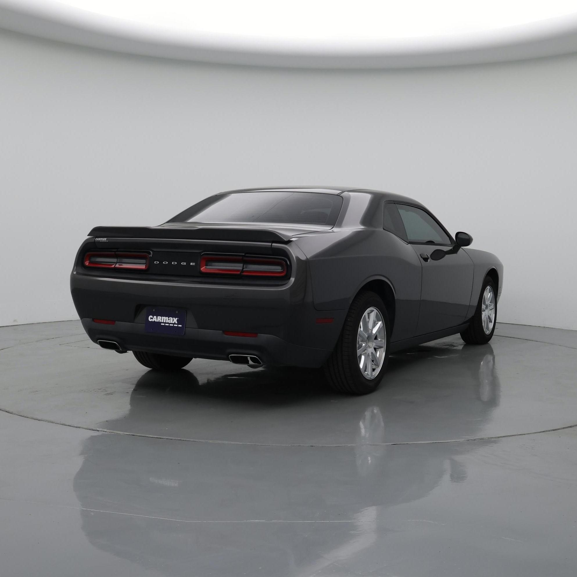 Thumbnail: 2016 Dodge Challenger - 8