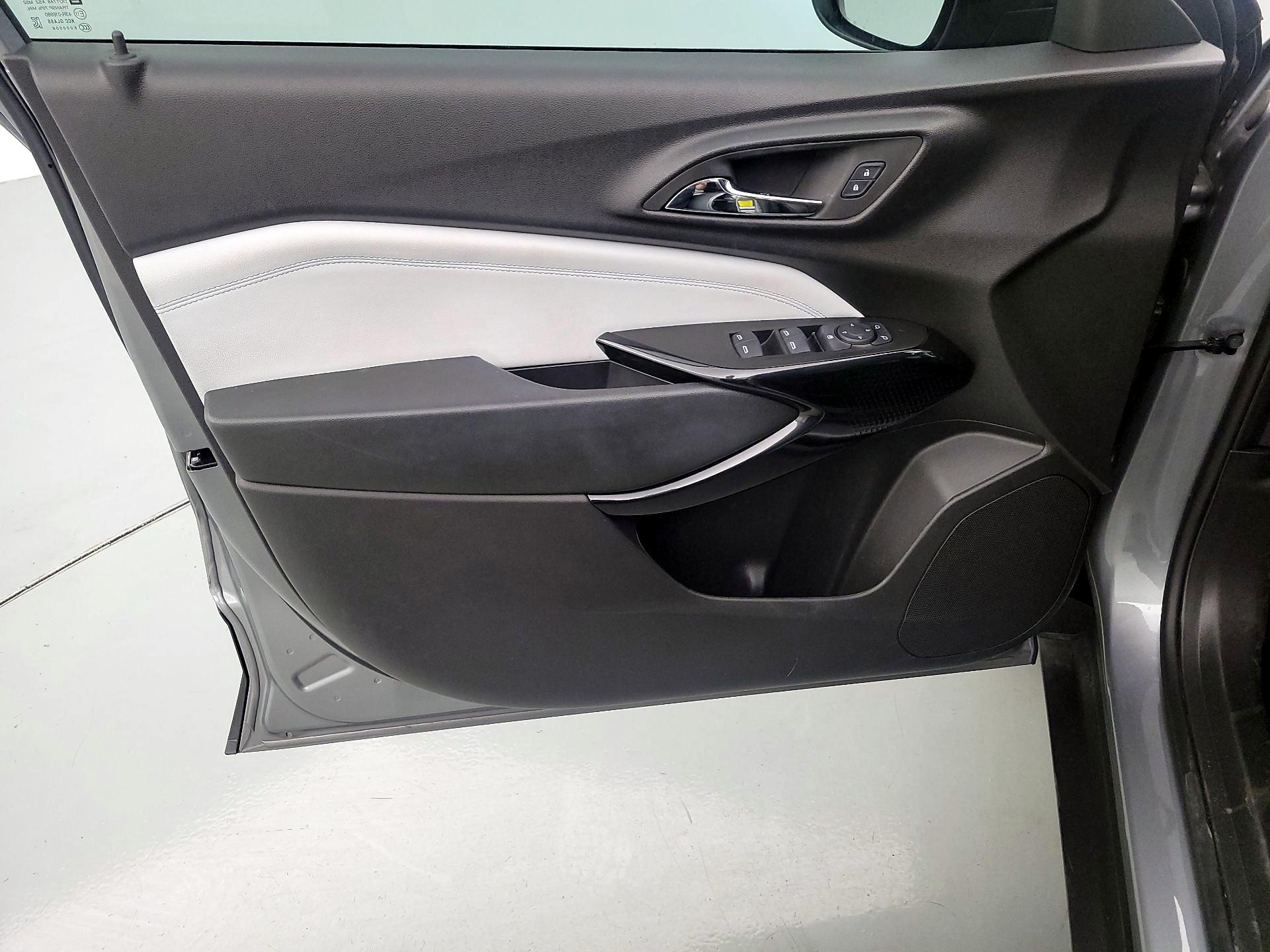 Thumbnail: 2025 Chevrolet Trax - 12