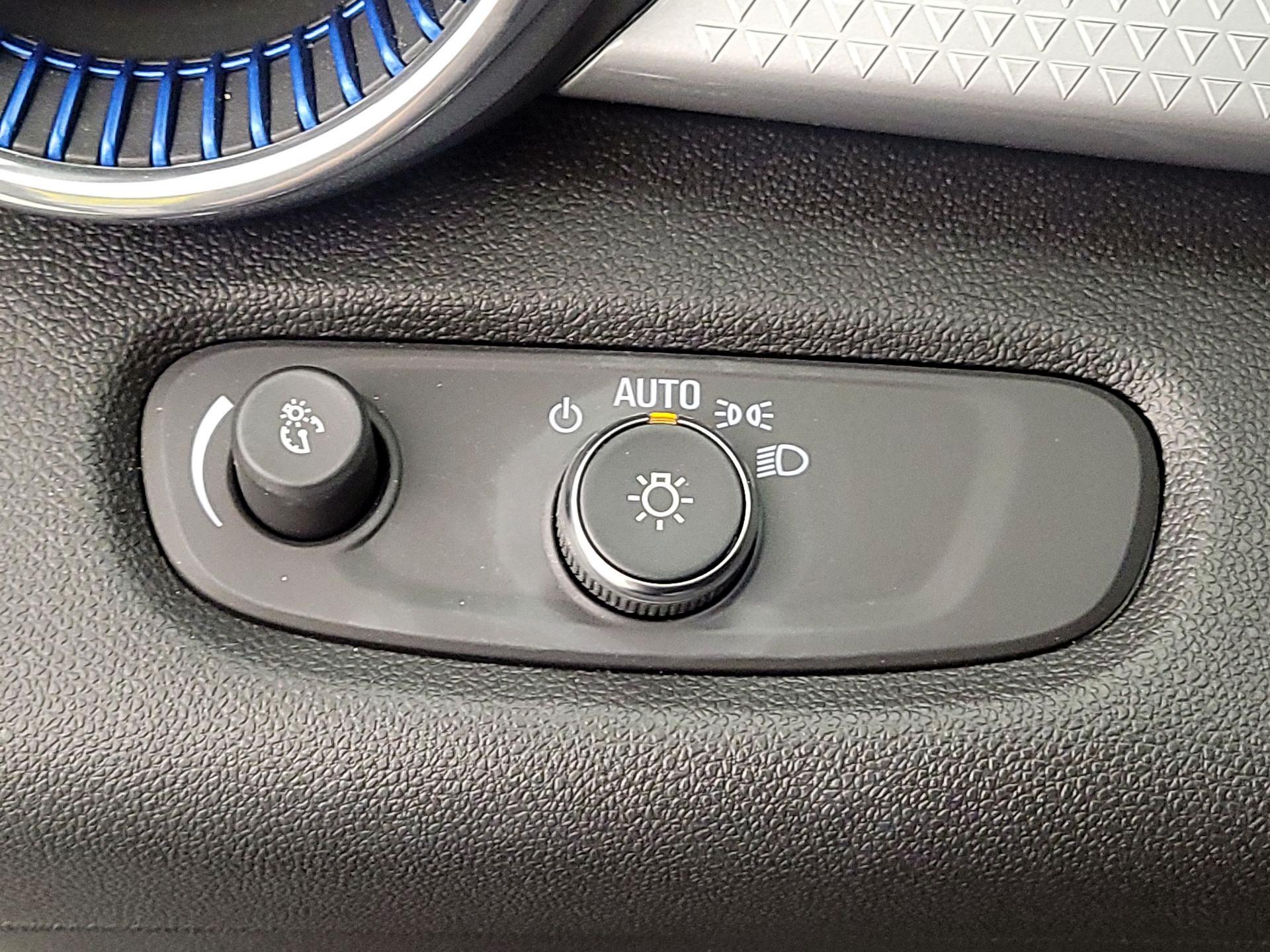 Thumbnail: 2025 Chevrolet Trax - 13