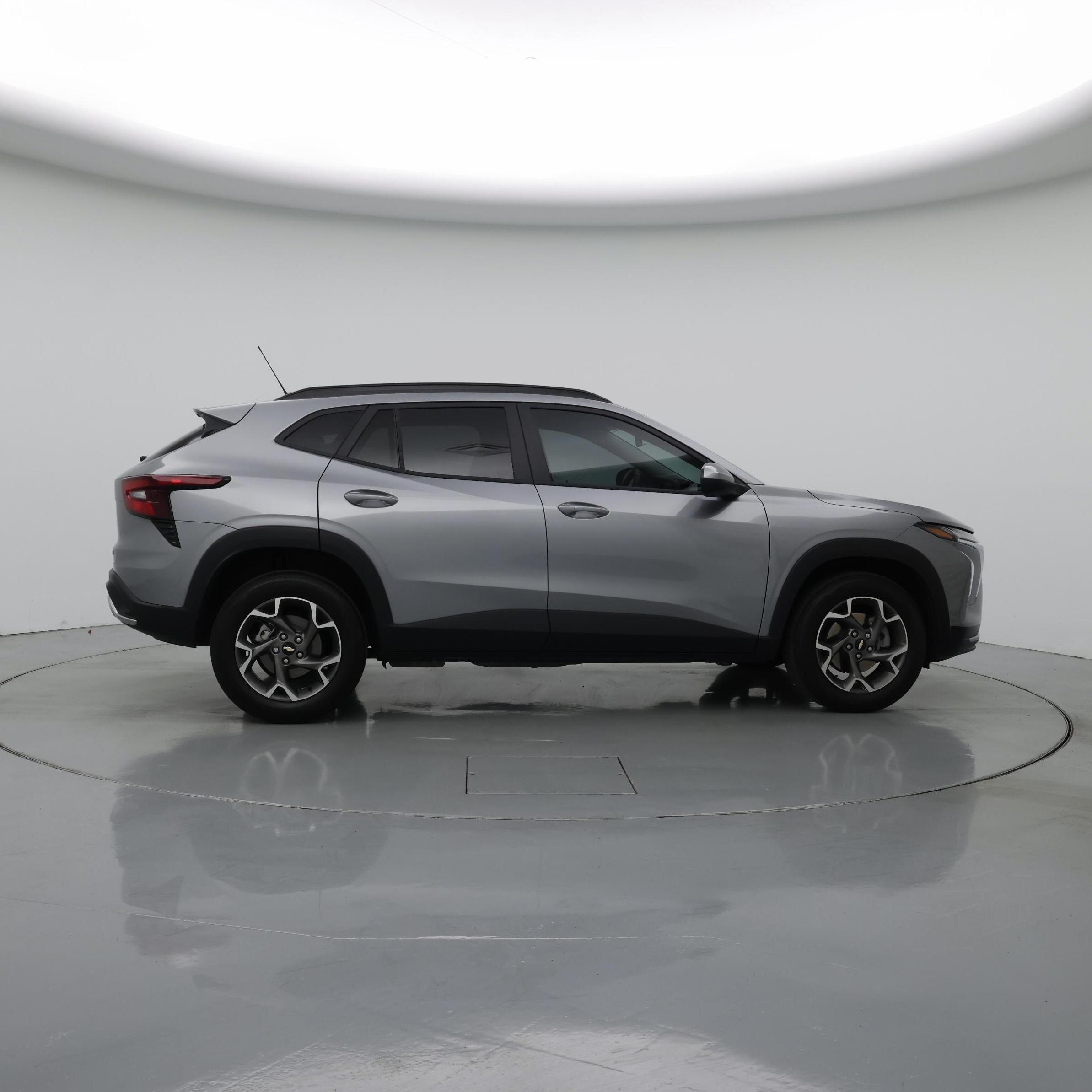 Thumbnail: 2025 Chevrolet Trax - 7