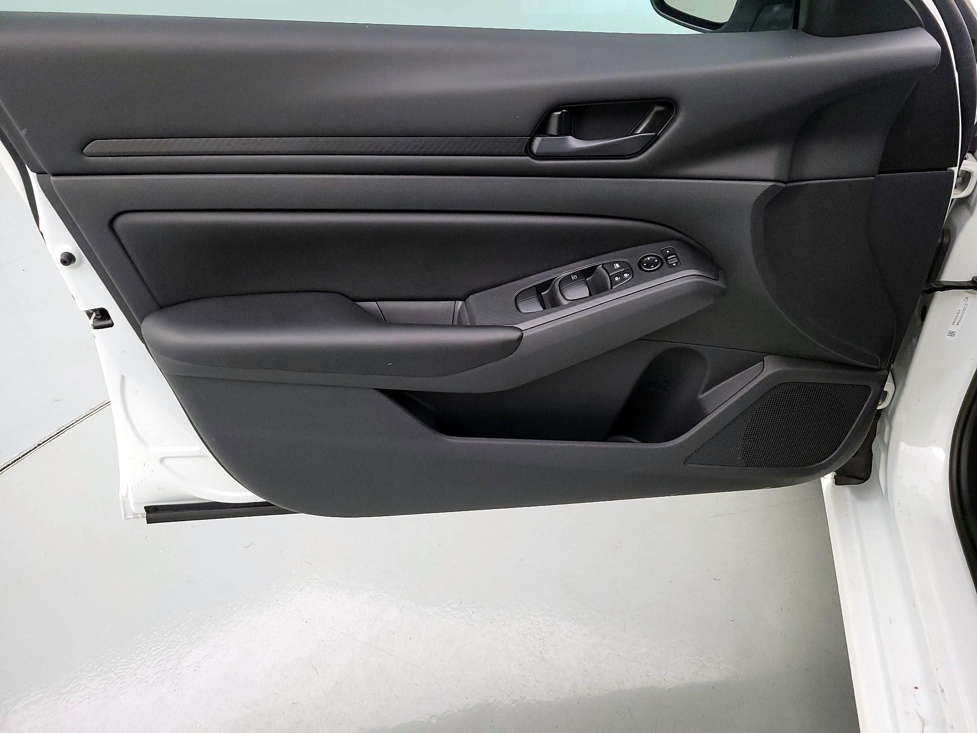 Thumbnail: 2024 Nissan Altima - 12