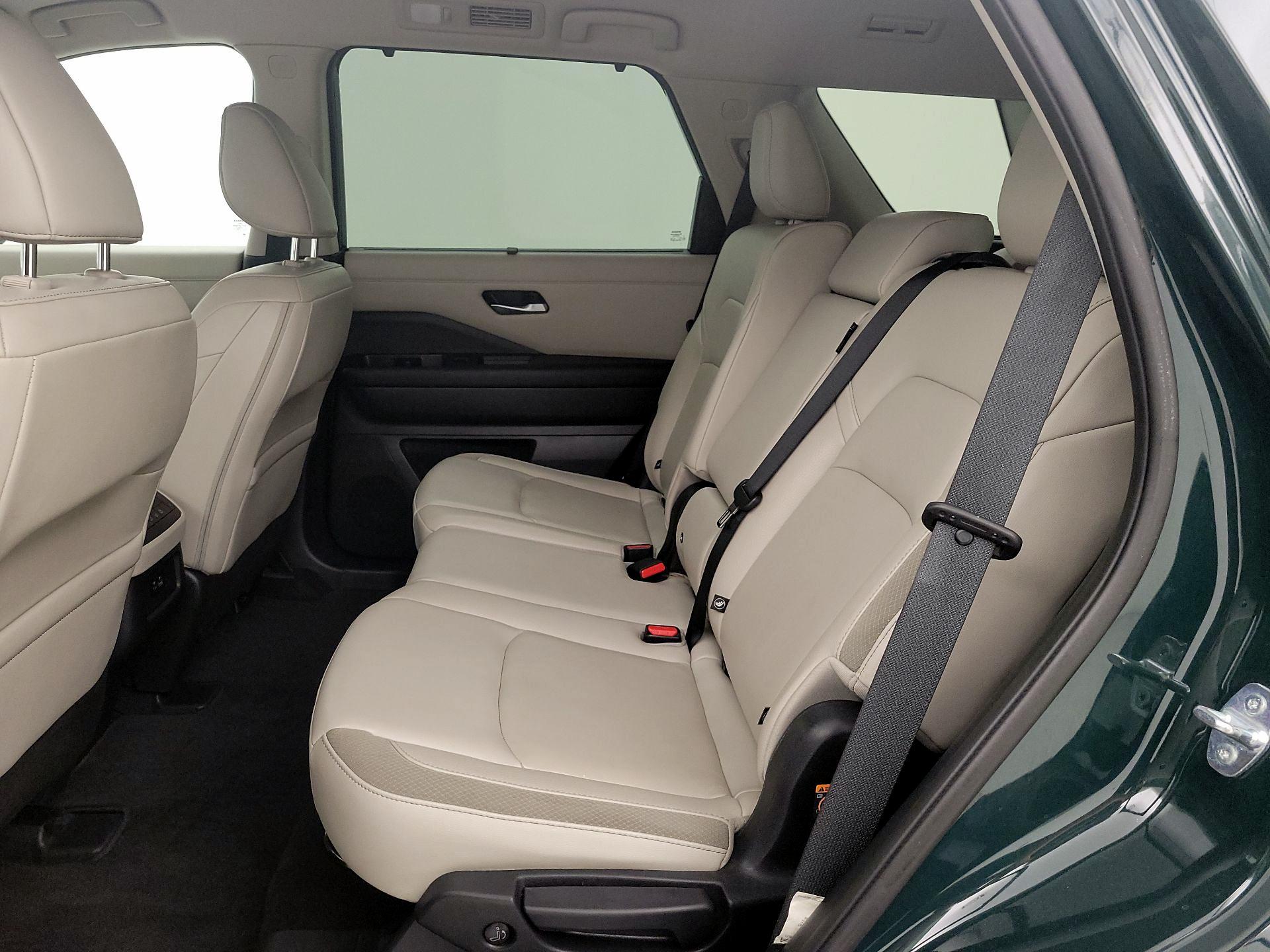 Thumbnail: 2023 Nissan Pathfinder - 19