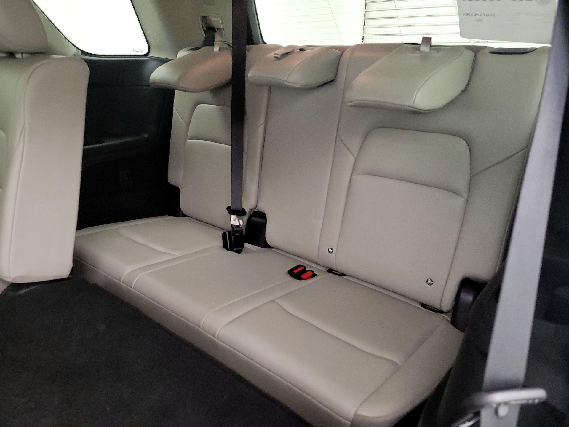 Thumbnail: 2023 Nissan Pathfinder - 20