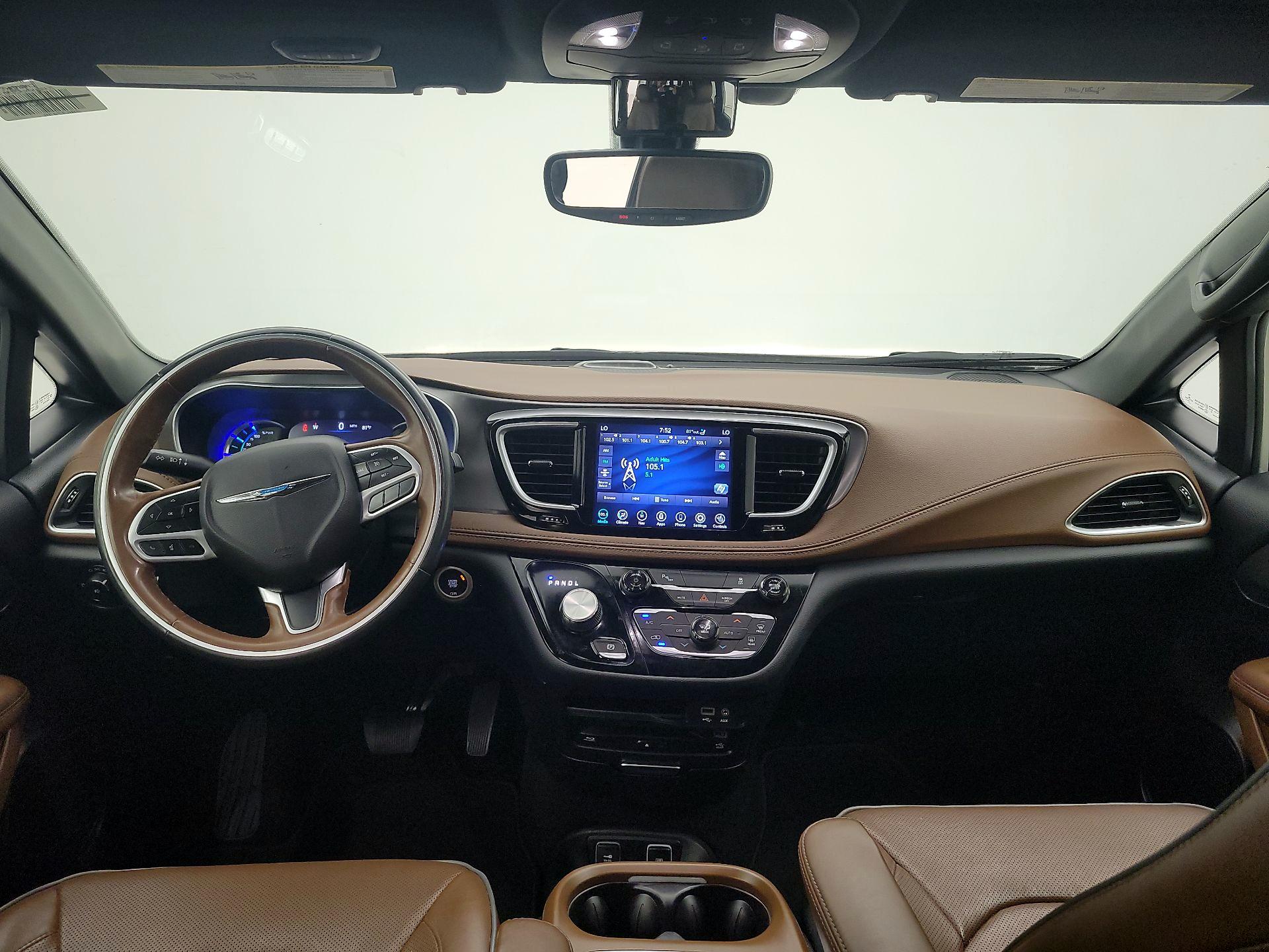 Thumbnail: 2020 Chrysler Pacifica - 9