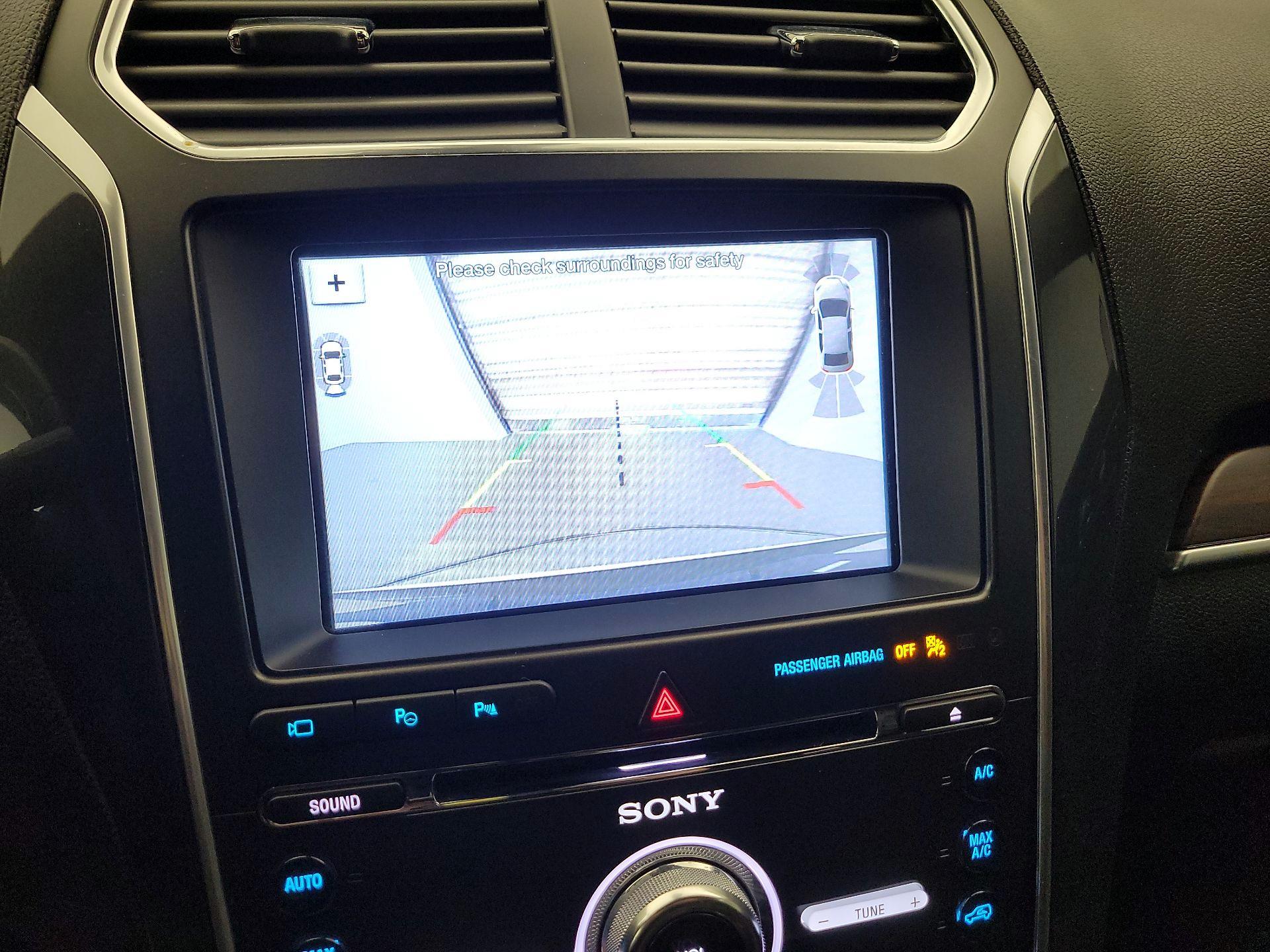 Thumbnail: 2017 Ford Explorer - 15