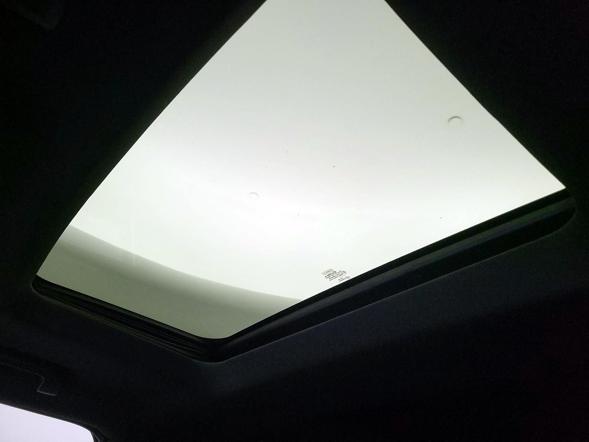 Thumbnail: 2017 Ford Explorer - 20