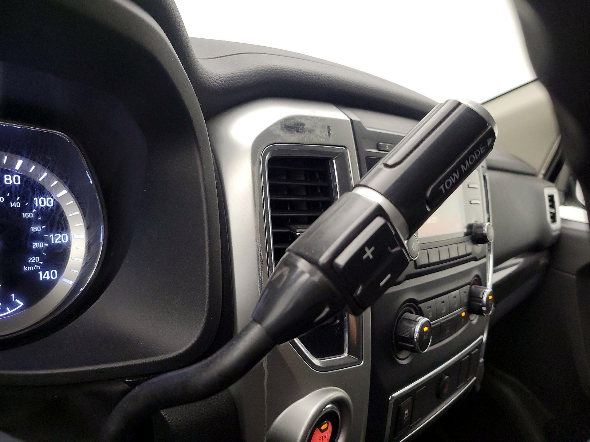 Thumbnail: 2017 Nissan Titan - 16