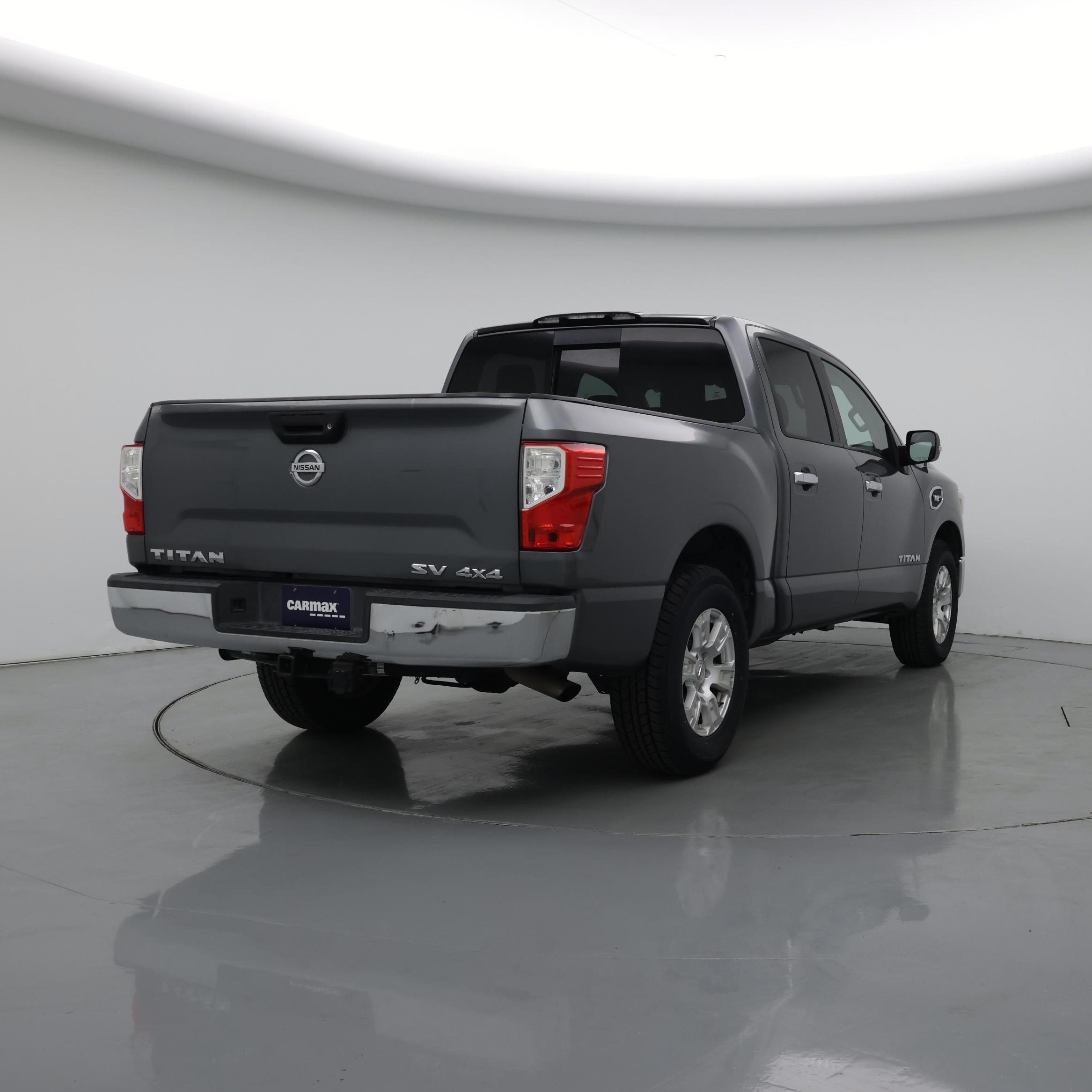 Thumbnail: 2017 Nissan Titan - 8