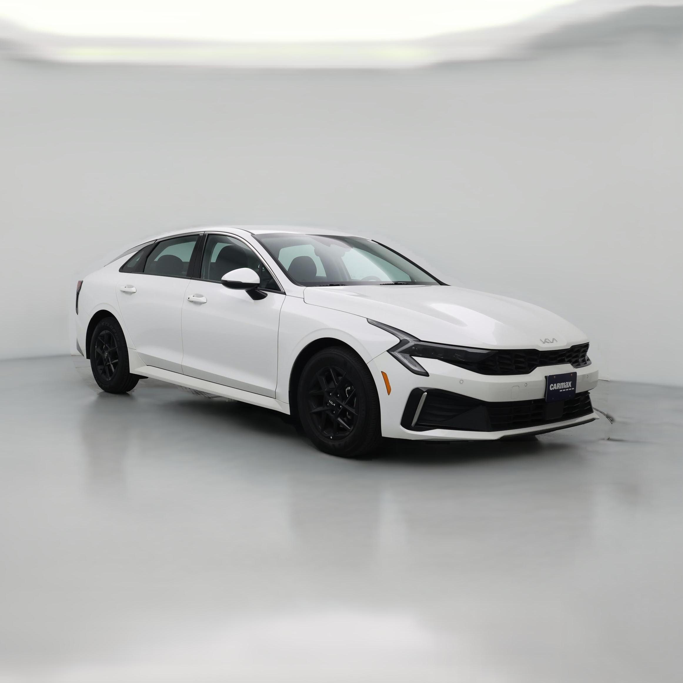 Thumbnail: 2025 Kia K5 - 1