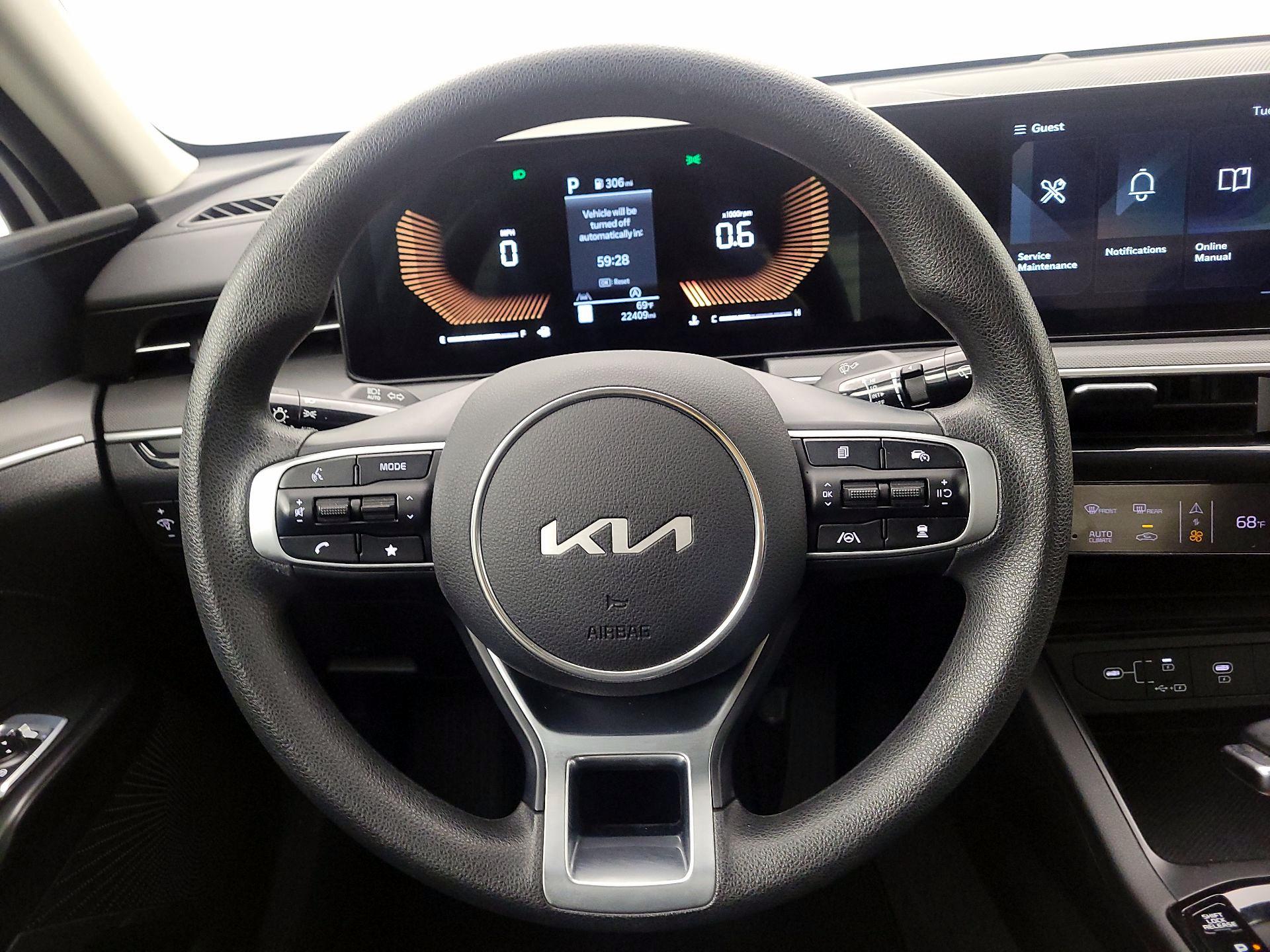 Thumbnail: 2025 Kia K5 - 10
