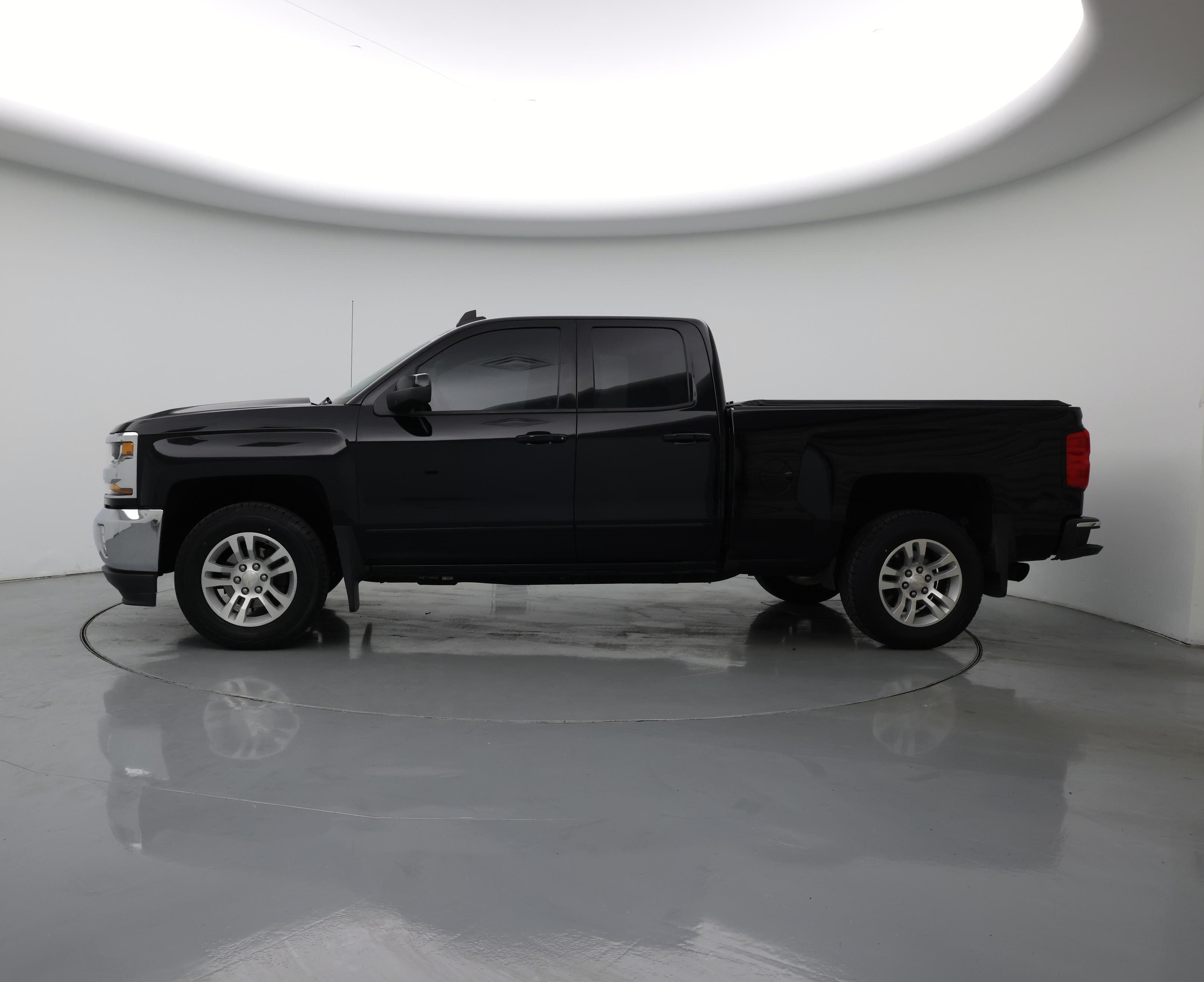 Thumbnail: 2019 Chevrolet Silverado 1500 - 3