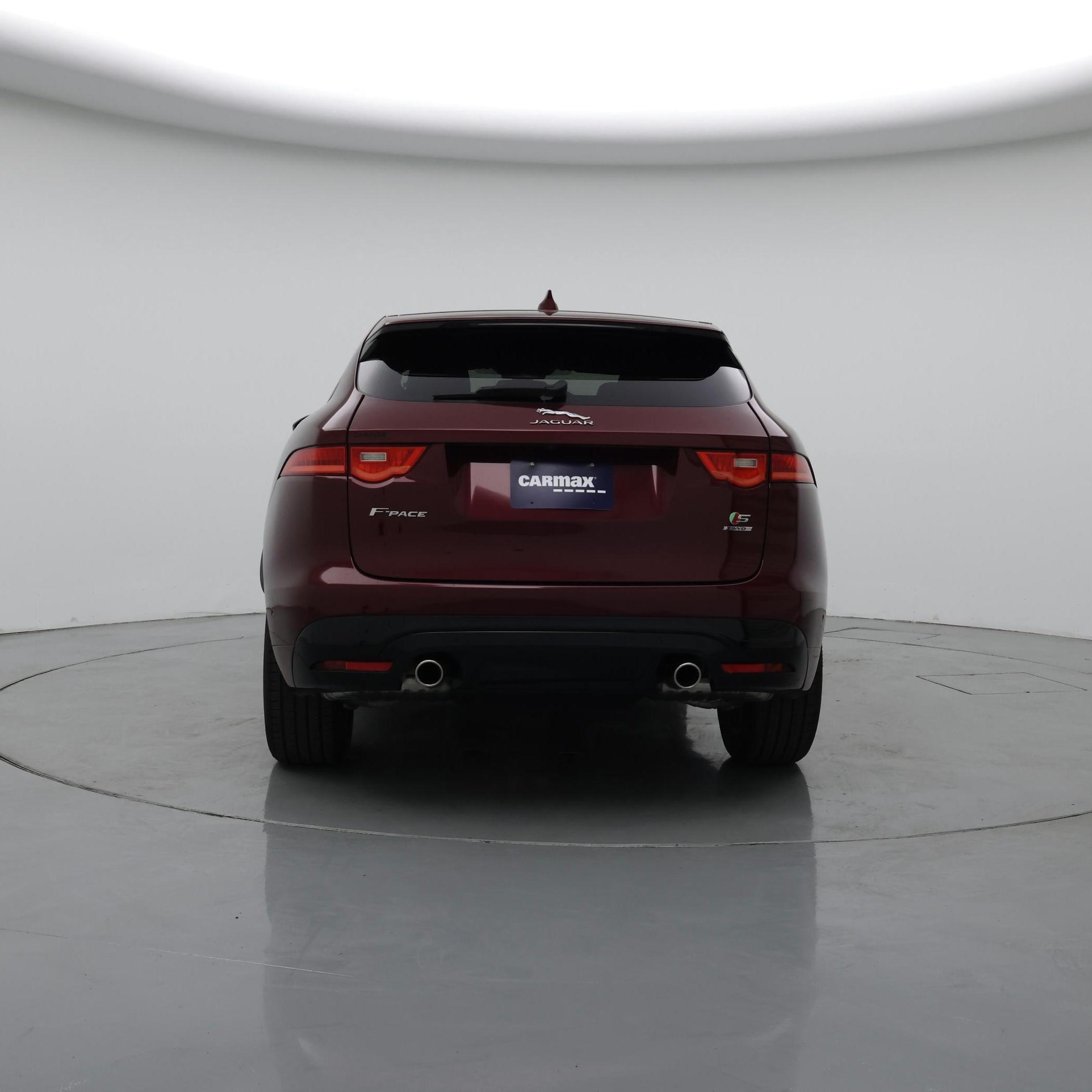 Thumbnail: 2017 Jaguar F-Pace - 6