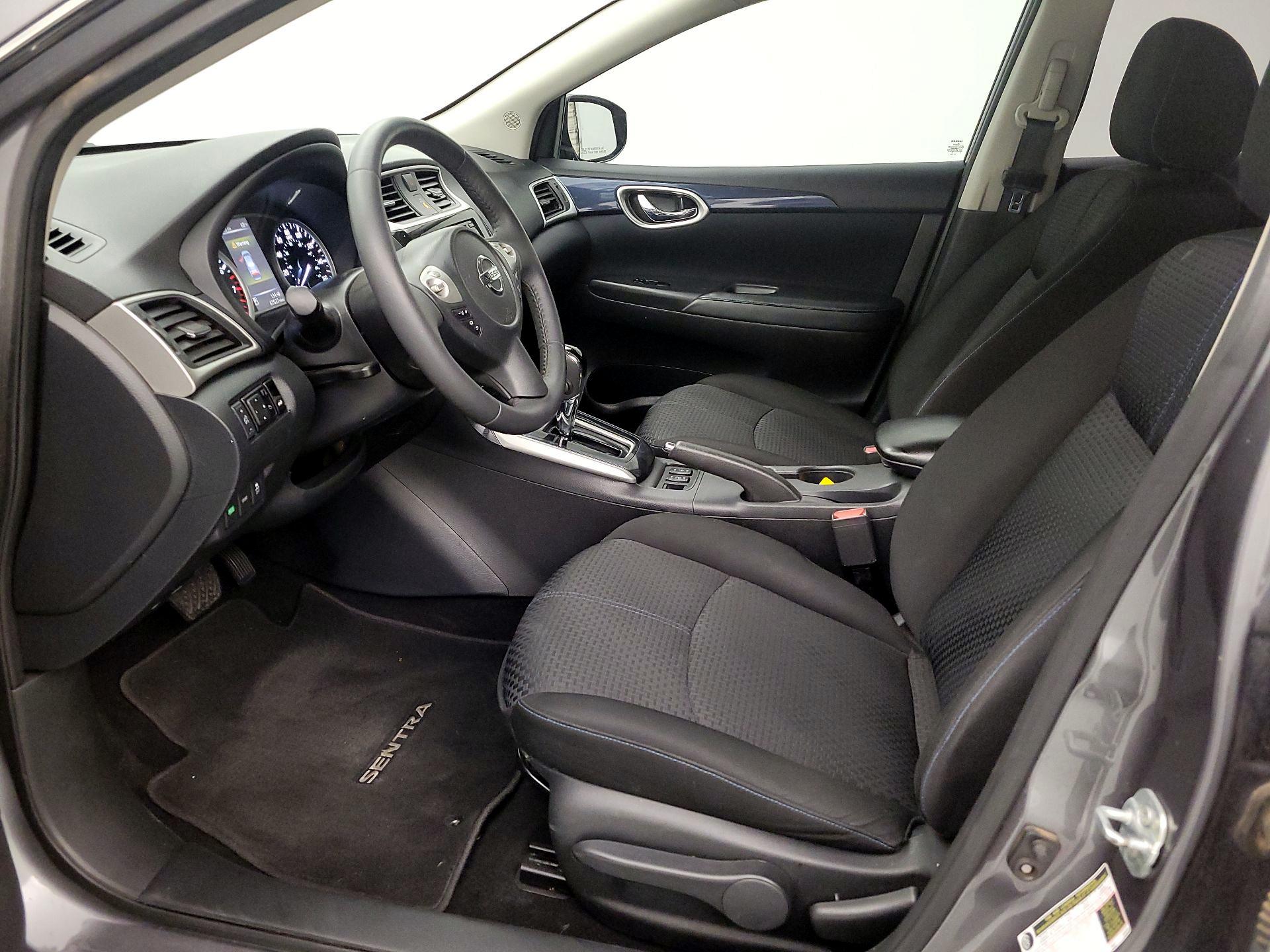 Thumbnail: 2017 Nissan Sentra - 11