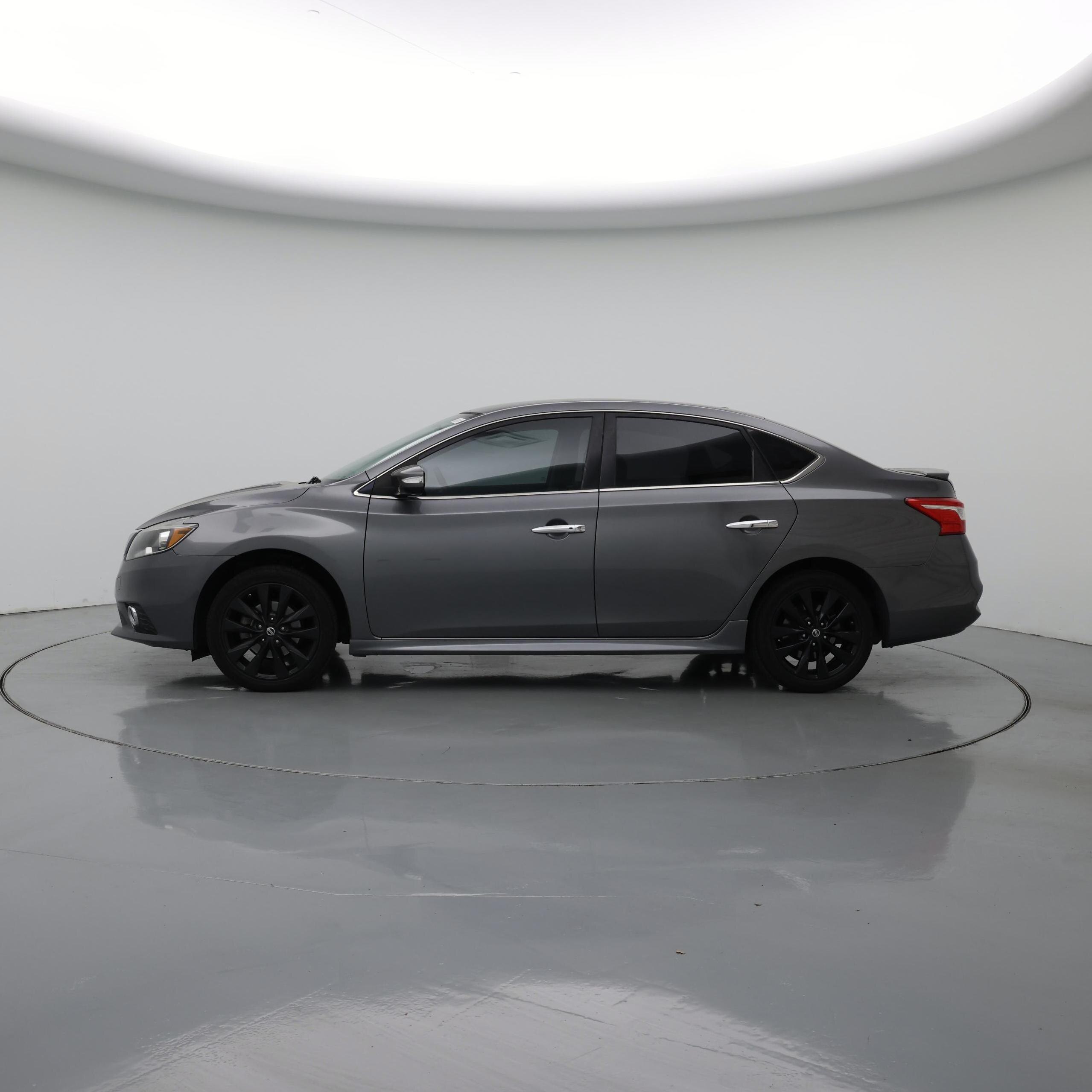 Thumbnail: 2017 Nissan Sentra - 3