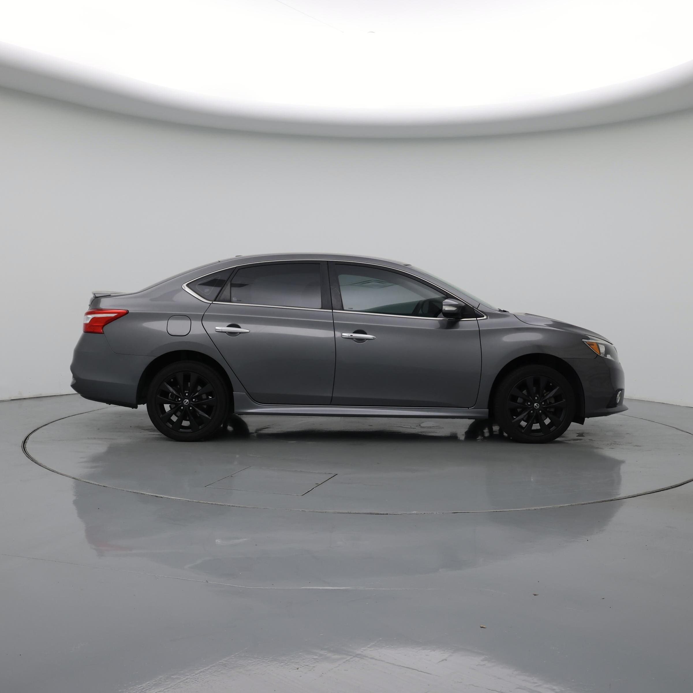 Thumbnail: 2017 Nissan Sentra - 7