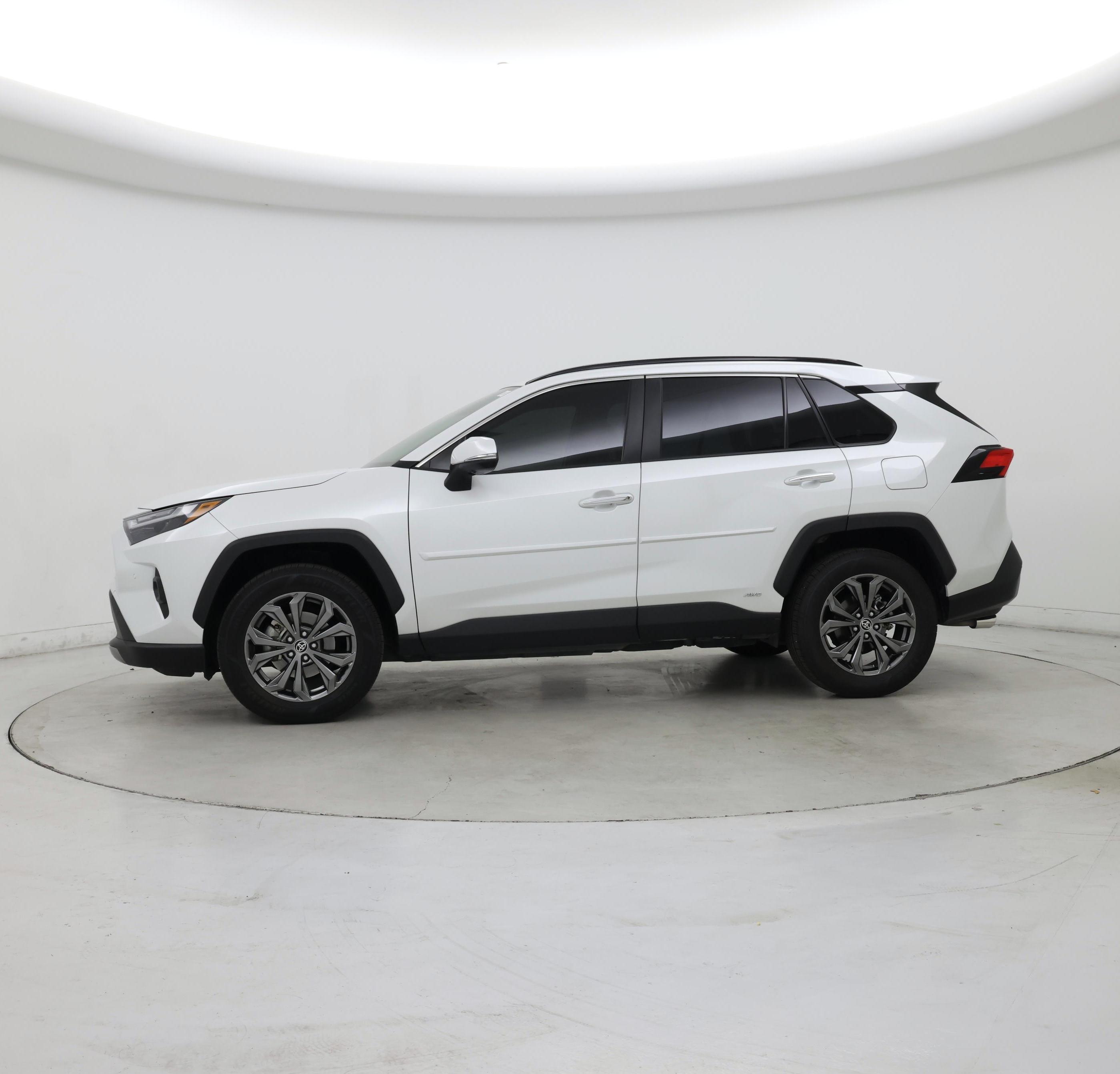 Thumbnail: 2024 Toyota RAV4 - 3