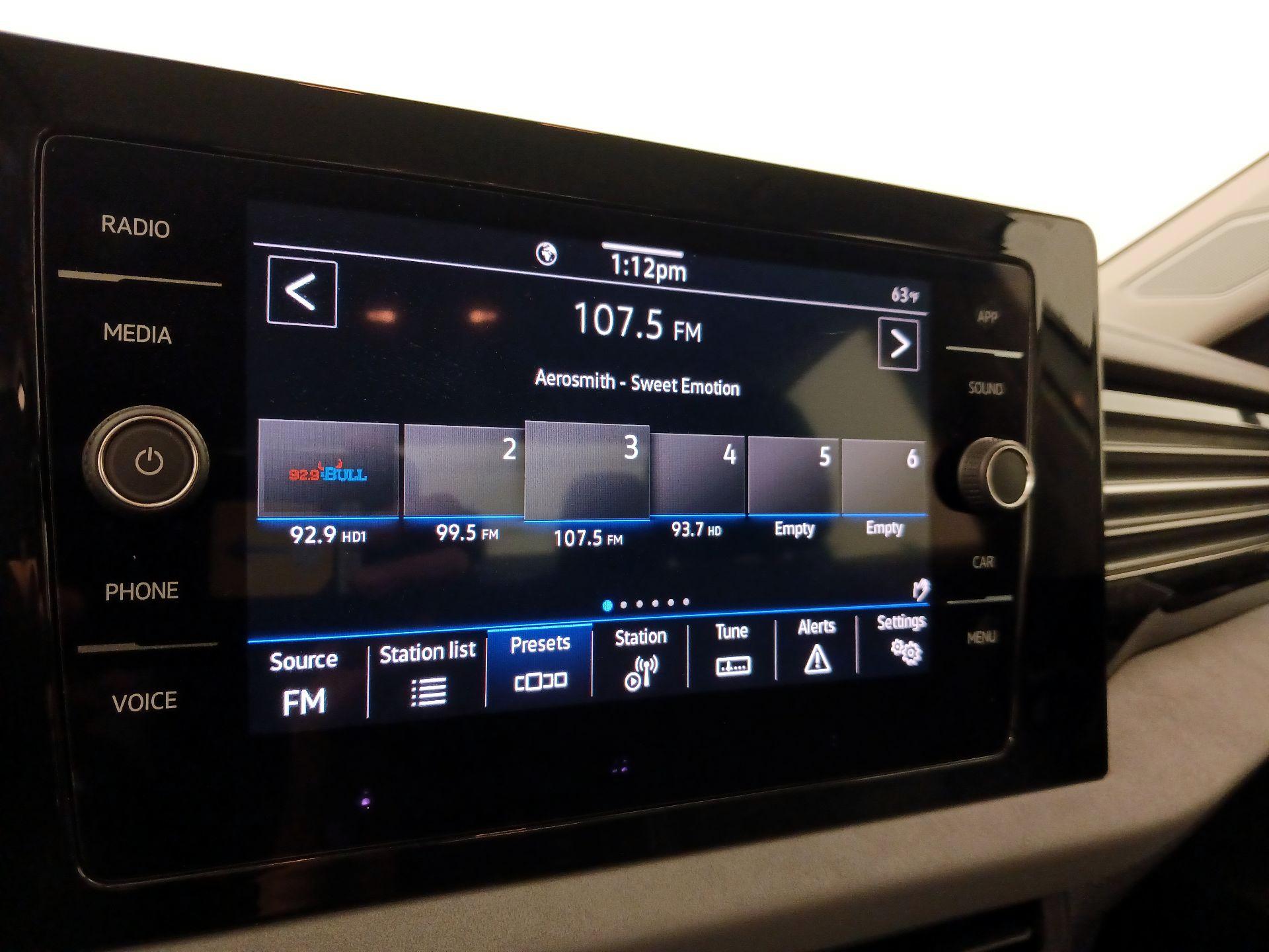 Thumbnail: 2025 Volkswagen Jetta - 15