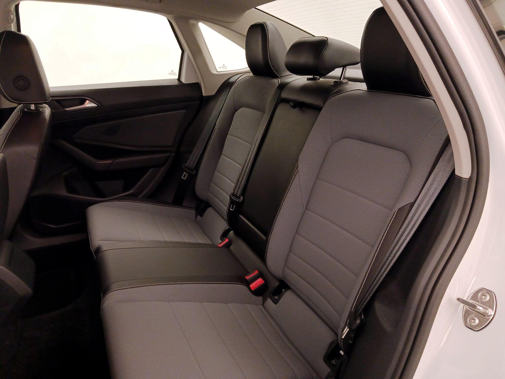 Thumbnail: 2025 Volkswagen Jetta - 20