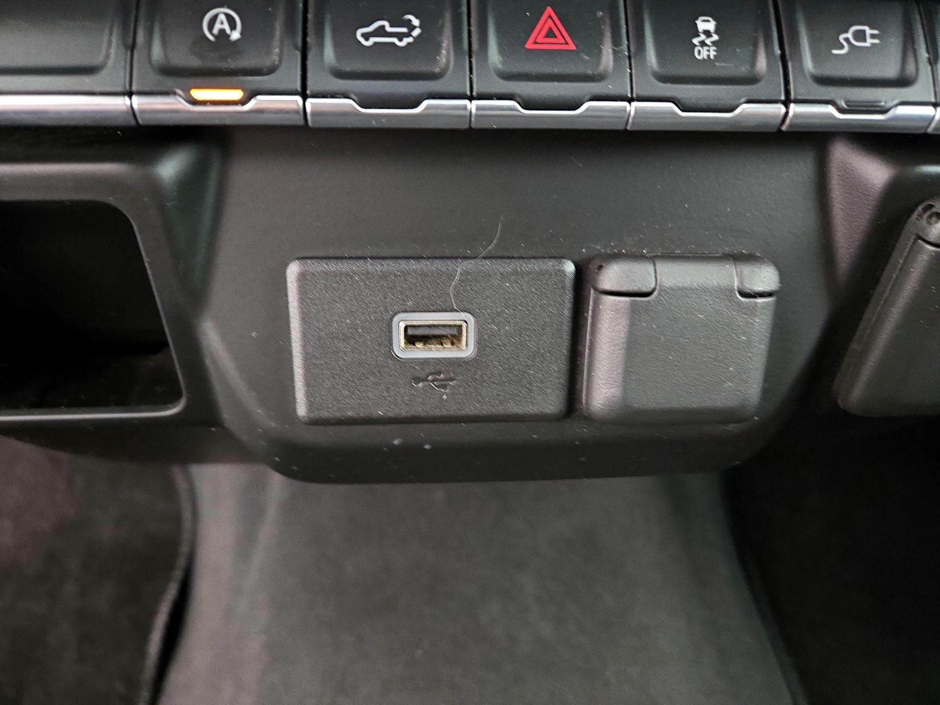 Thumbnail: 2020 Chevrolet Silverado 1500 - 18