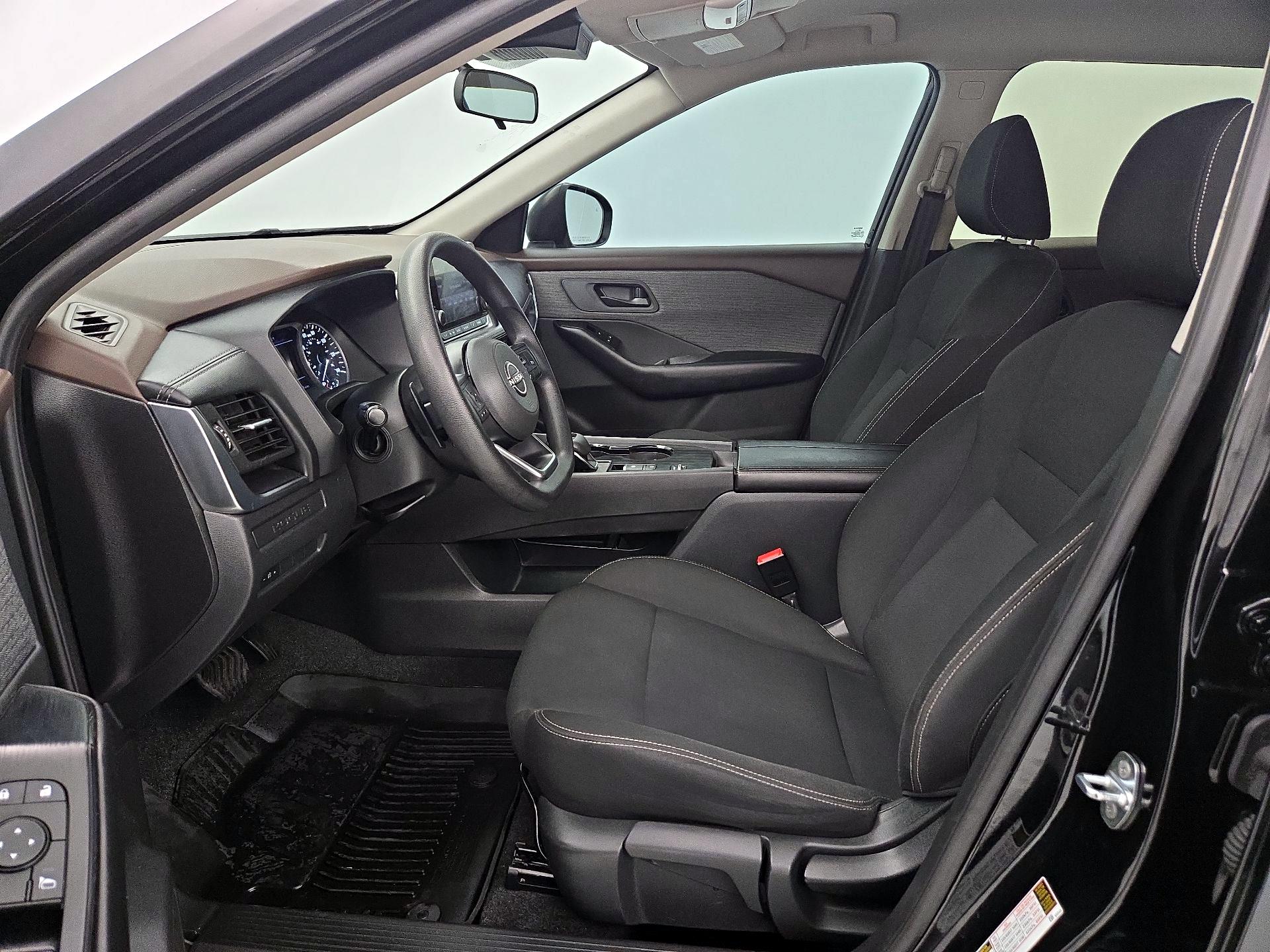 Thumbnail: 2023 Nissan Rogue - 11