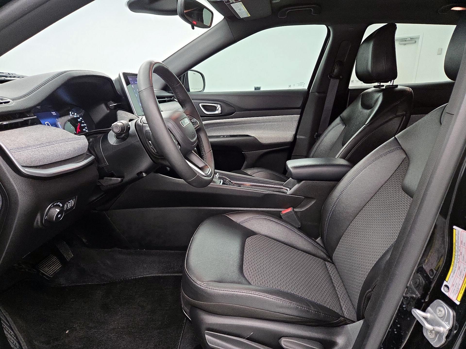 Thumbnail: 2025 Jeep Compass - 11