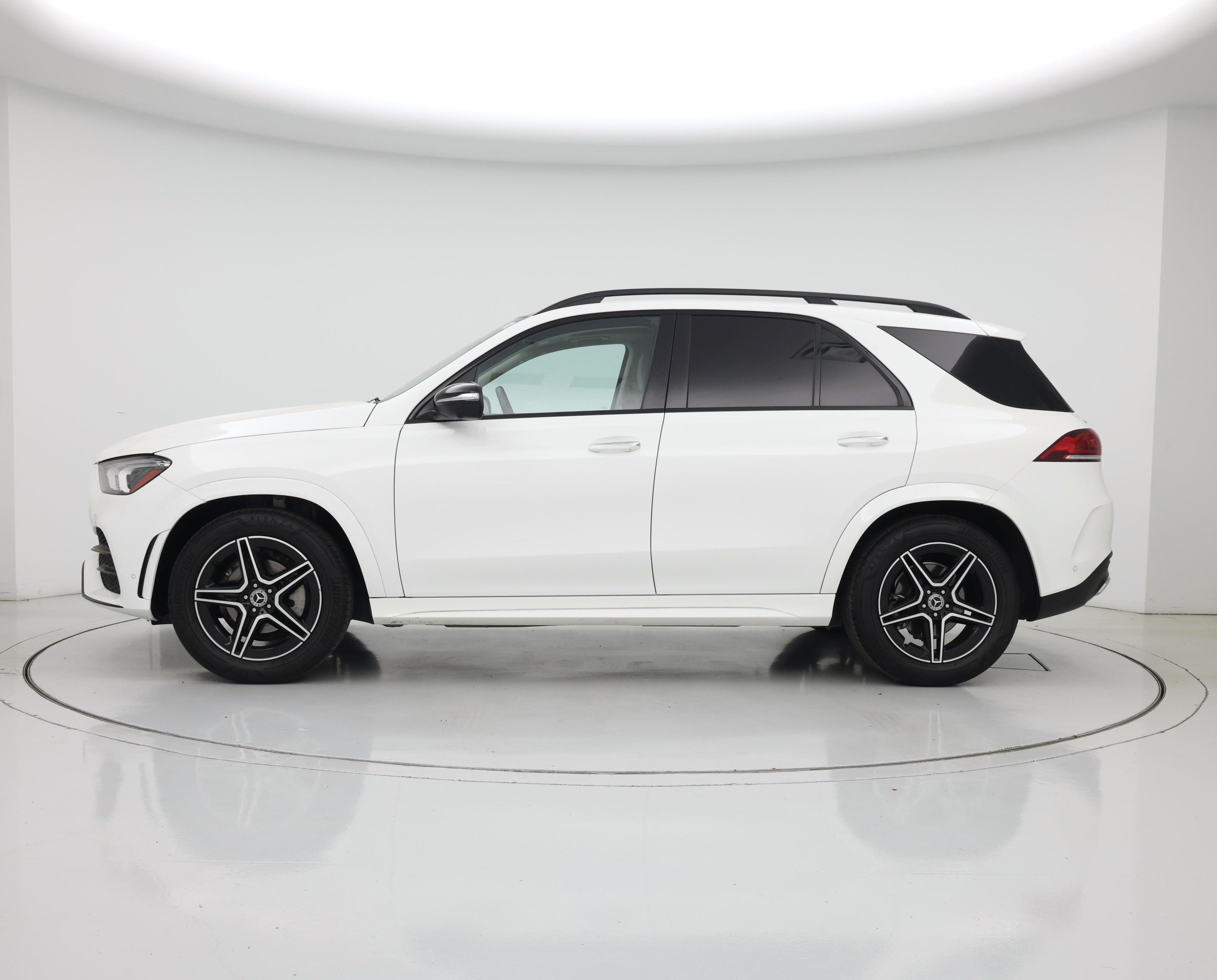 Thumbnail: 2022 Mercedes-Benz GLE - 3