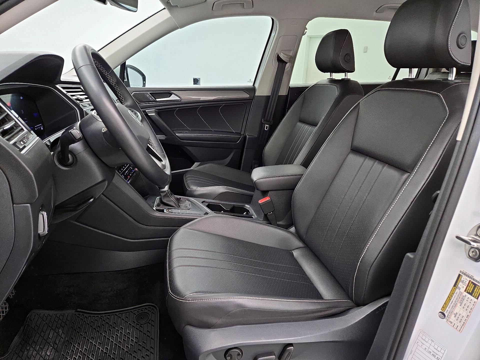 Thumbnail: 2024 Volkswagen Tiguan - 11