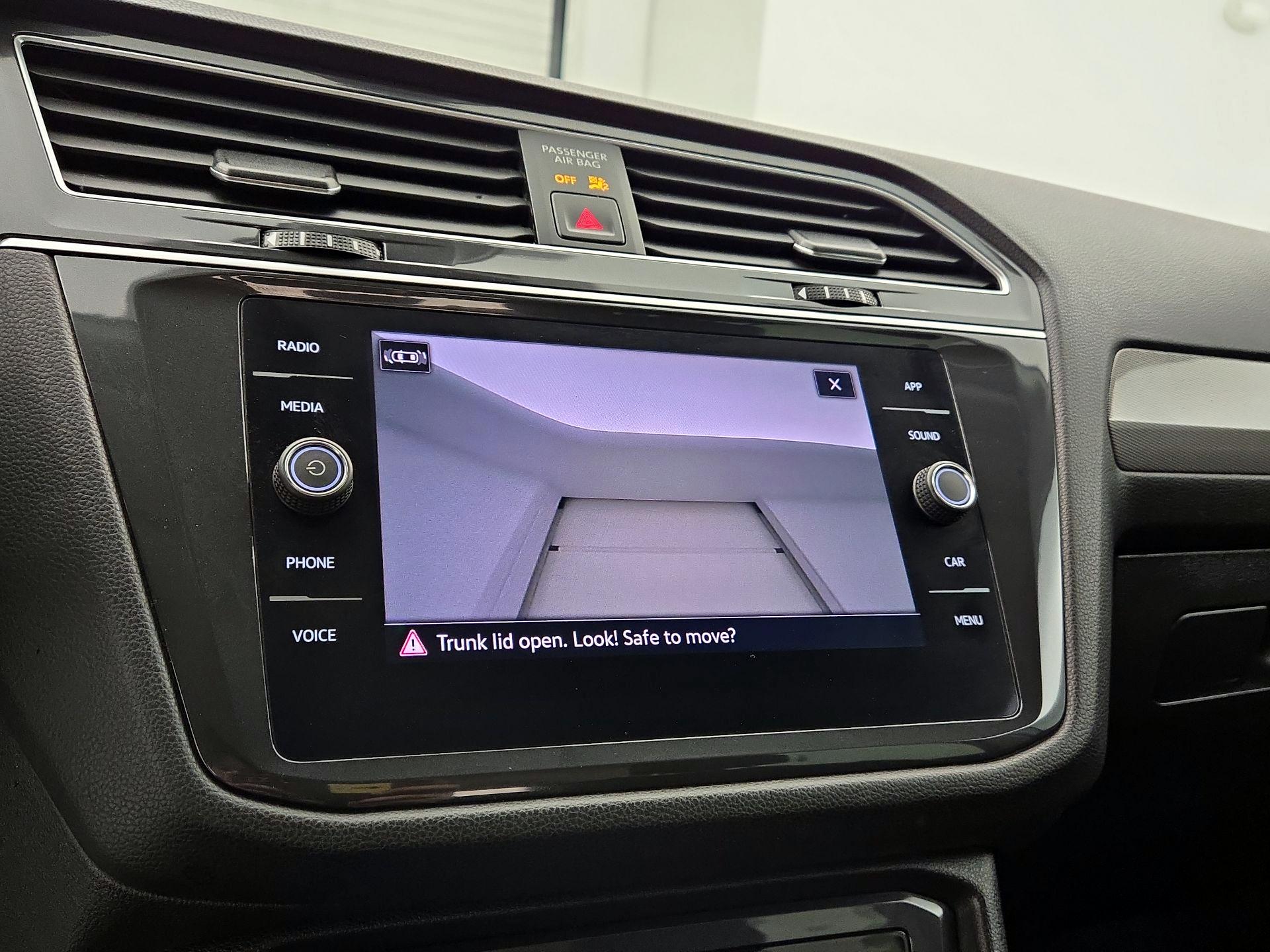 Thumbnail: 2024 Volkswagen Tiguan - 14