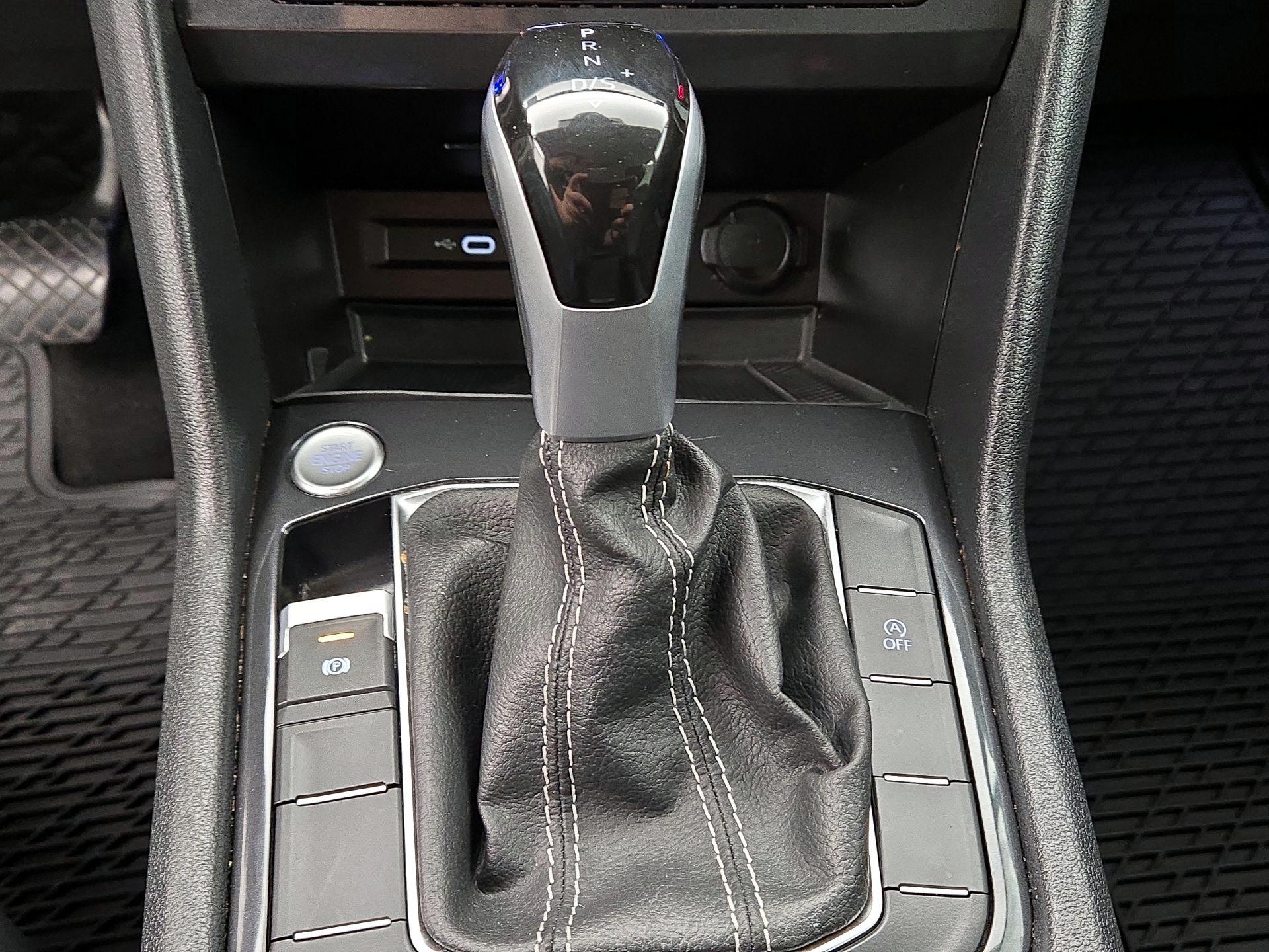 Thumbnail: 2024 Volkswagen Tiguan - 17