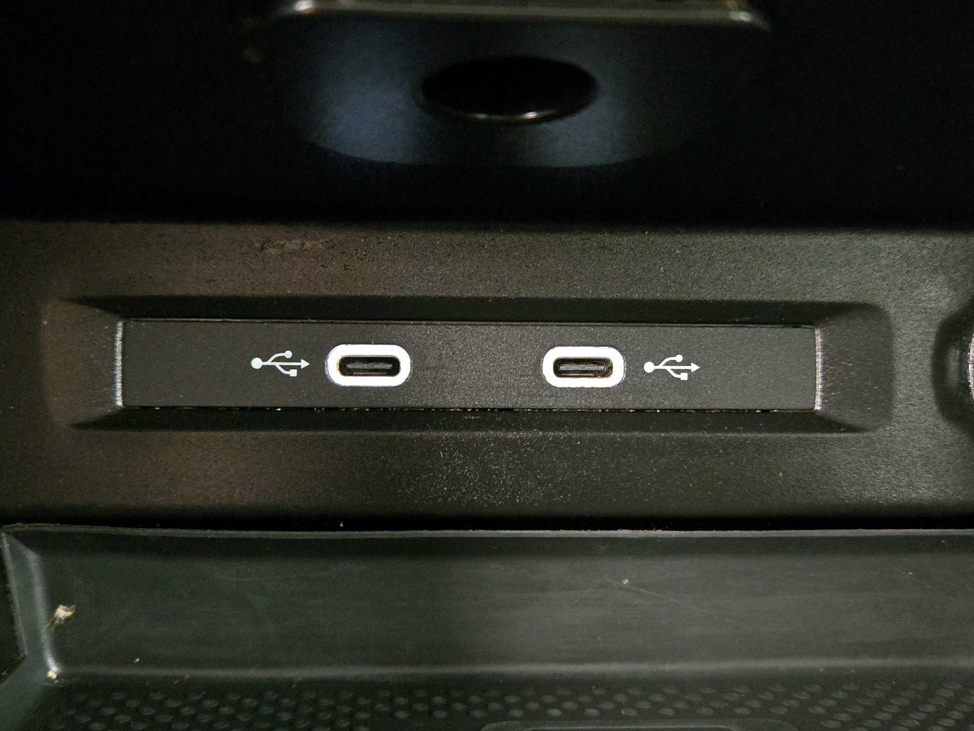 Thumbnail: 2024 Volkswagen Tiguan - 18