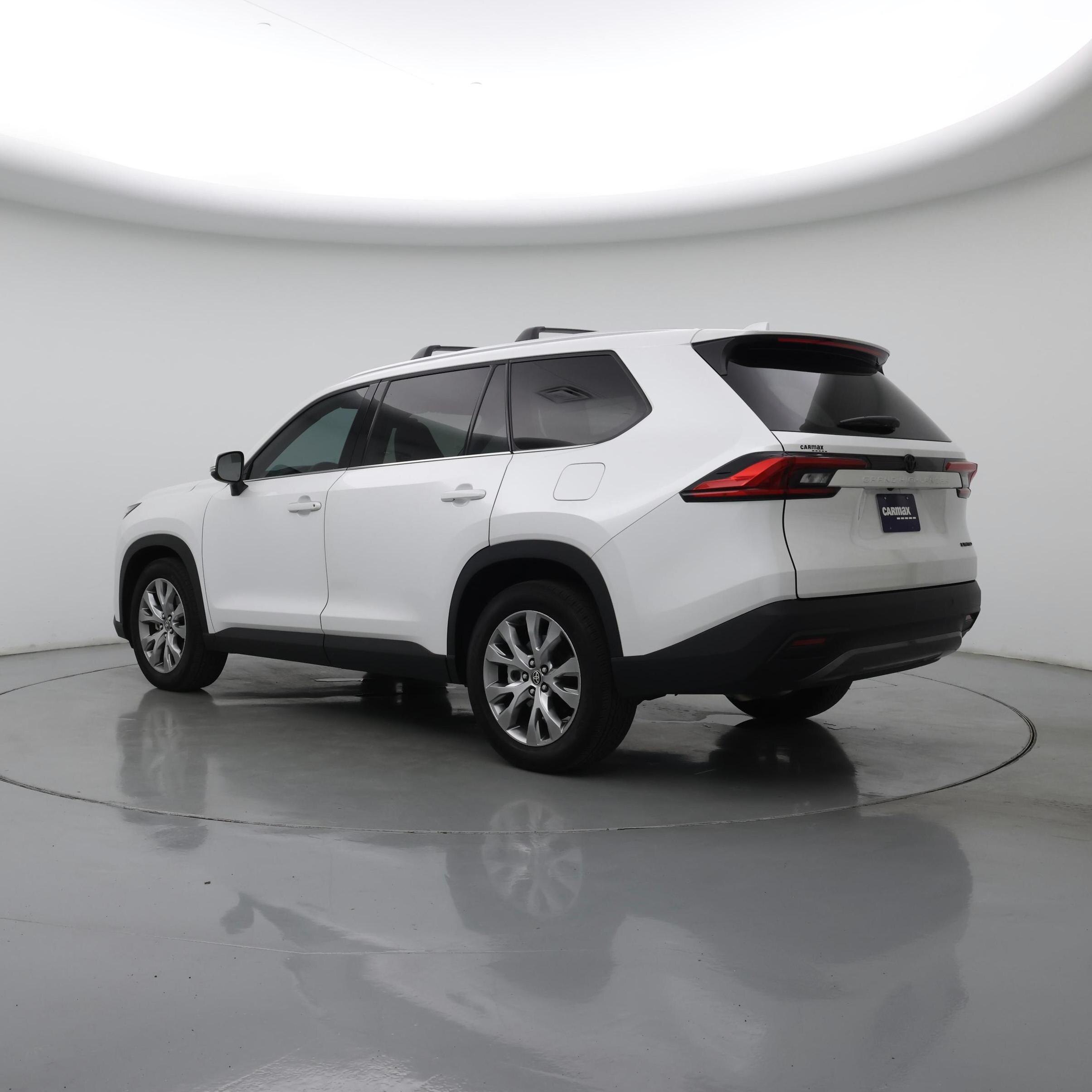 Thumbnail: 2024 Toyota Grand Highlander - 2
