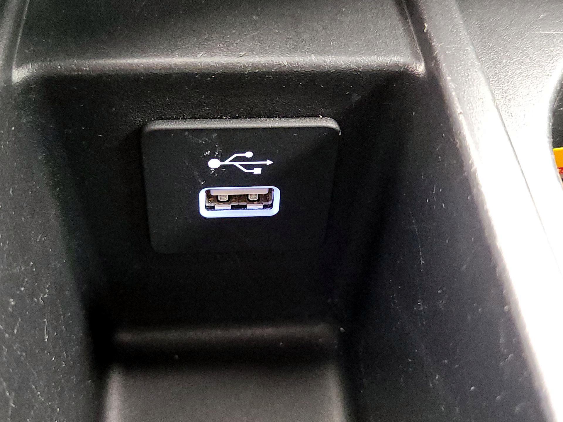 Thumbnail: 2024 Acura RDX - 18